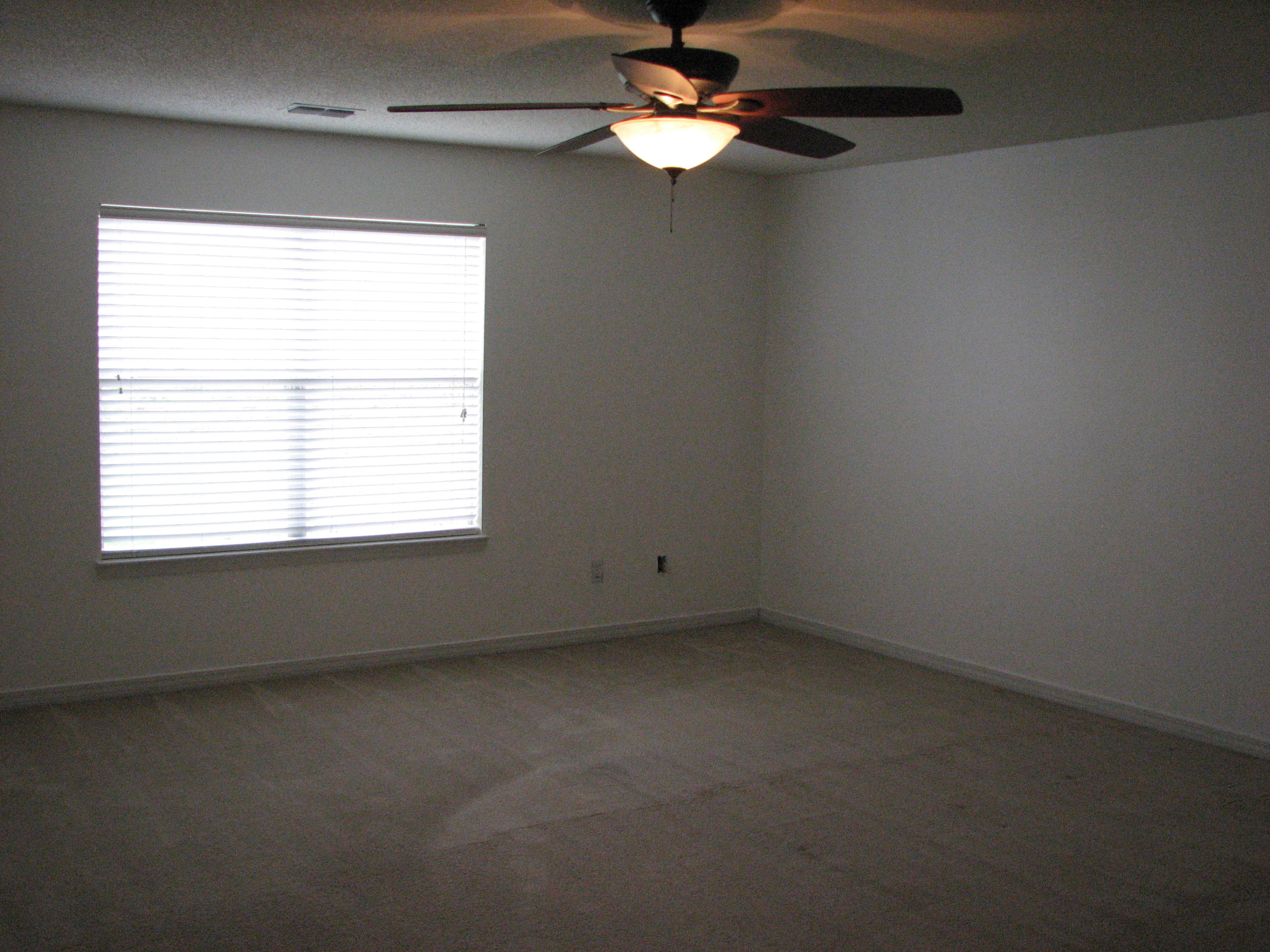 COUNTRYVIEW ESTATES 10TH ADDN - Residential Lease