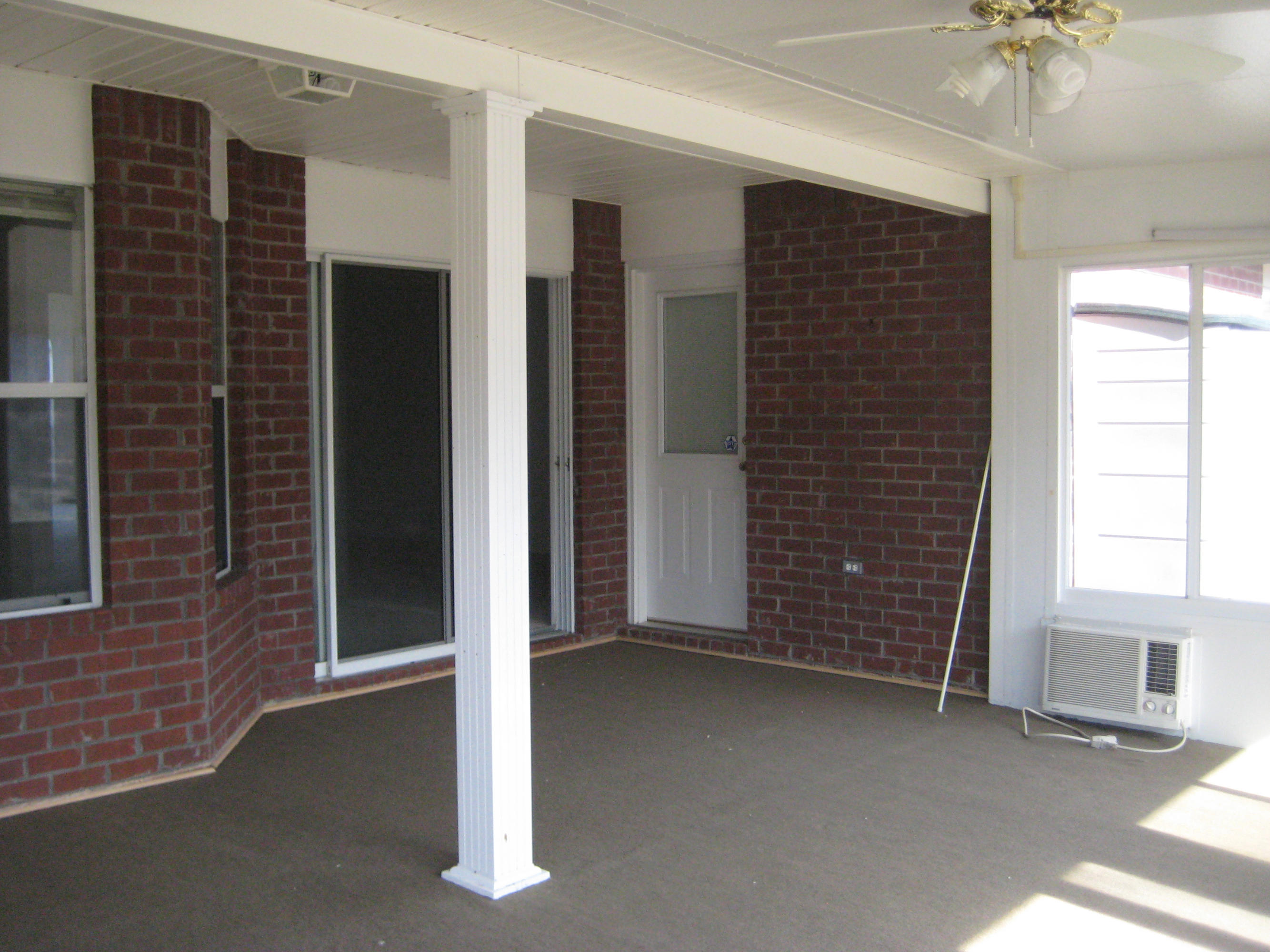 COUNTRYVIEW ESTATES 10TH ADDN - Residential Lease