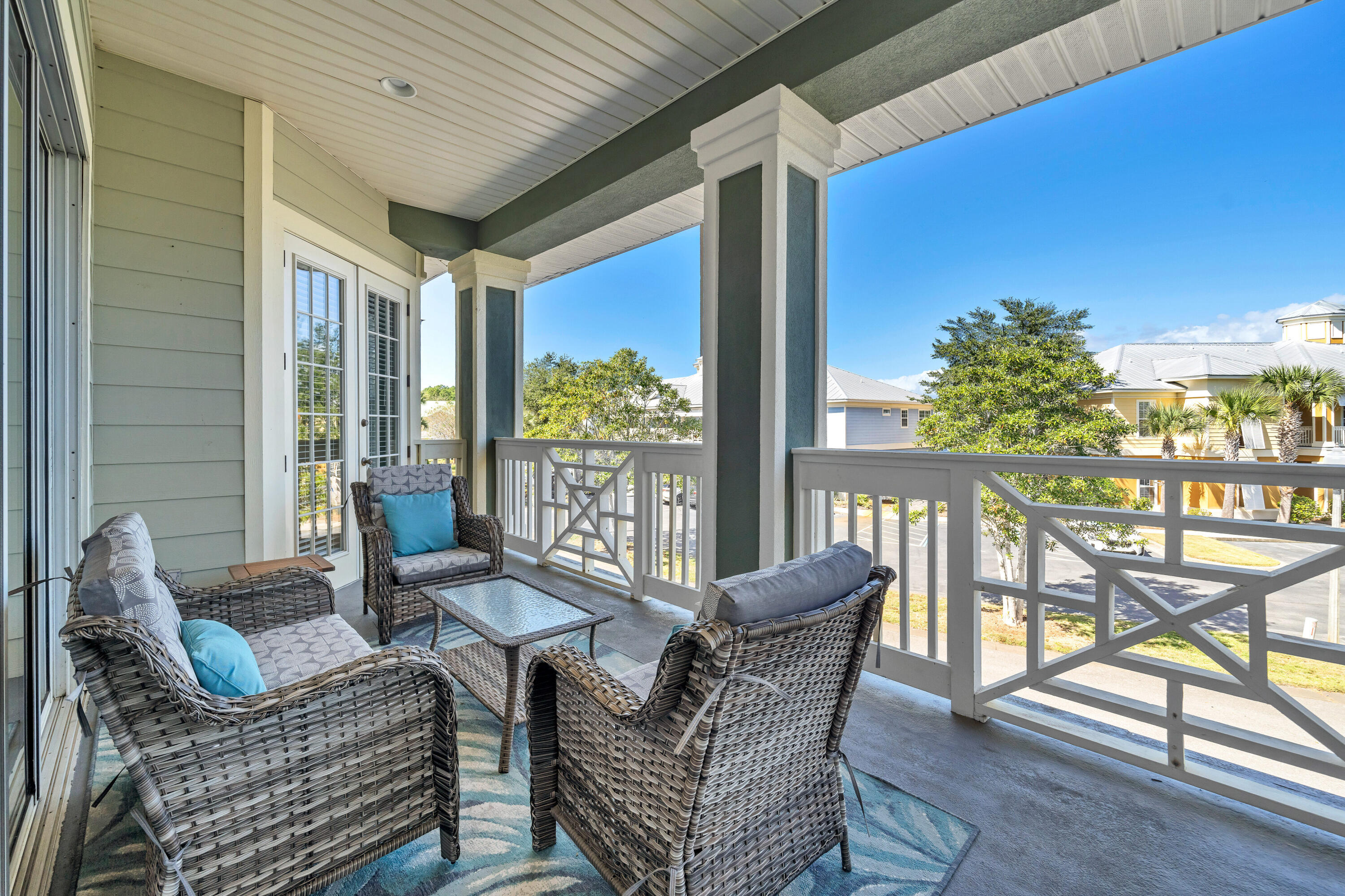 CRYSTAL COVE - Residential