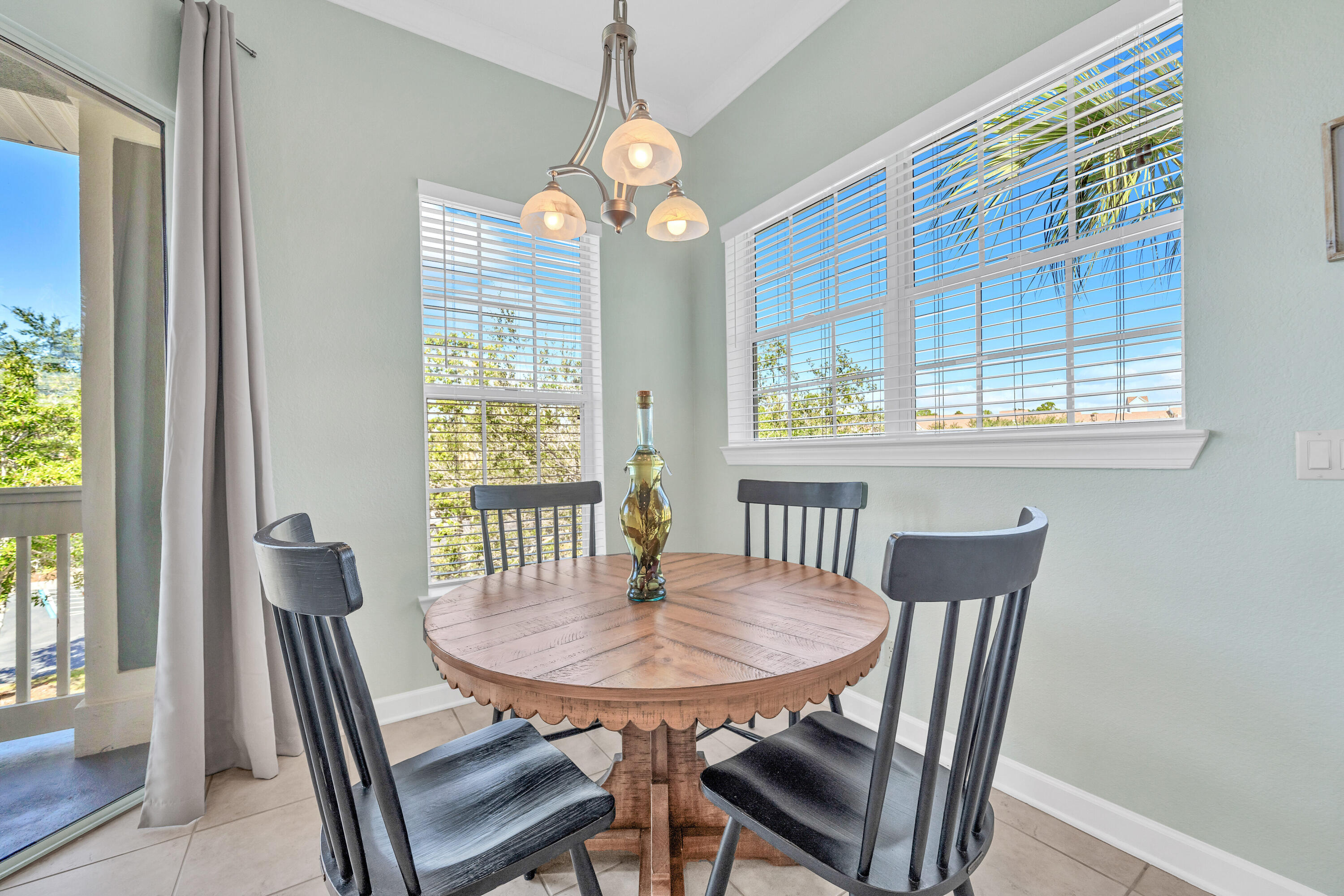 CRYSTAL COVE - Residential