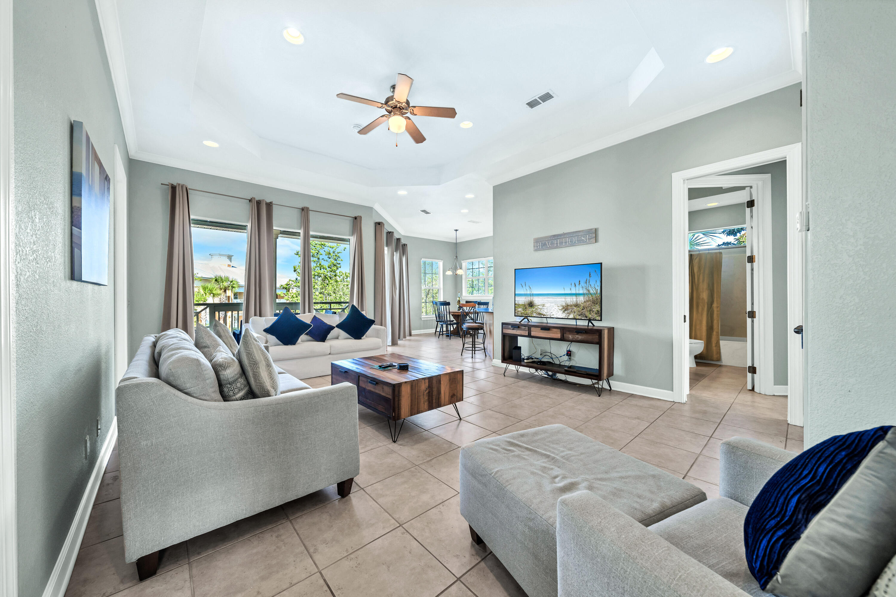 CRYSTAL COVE - Residential