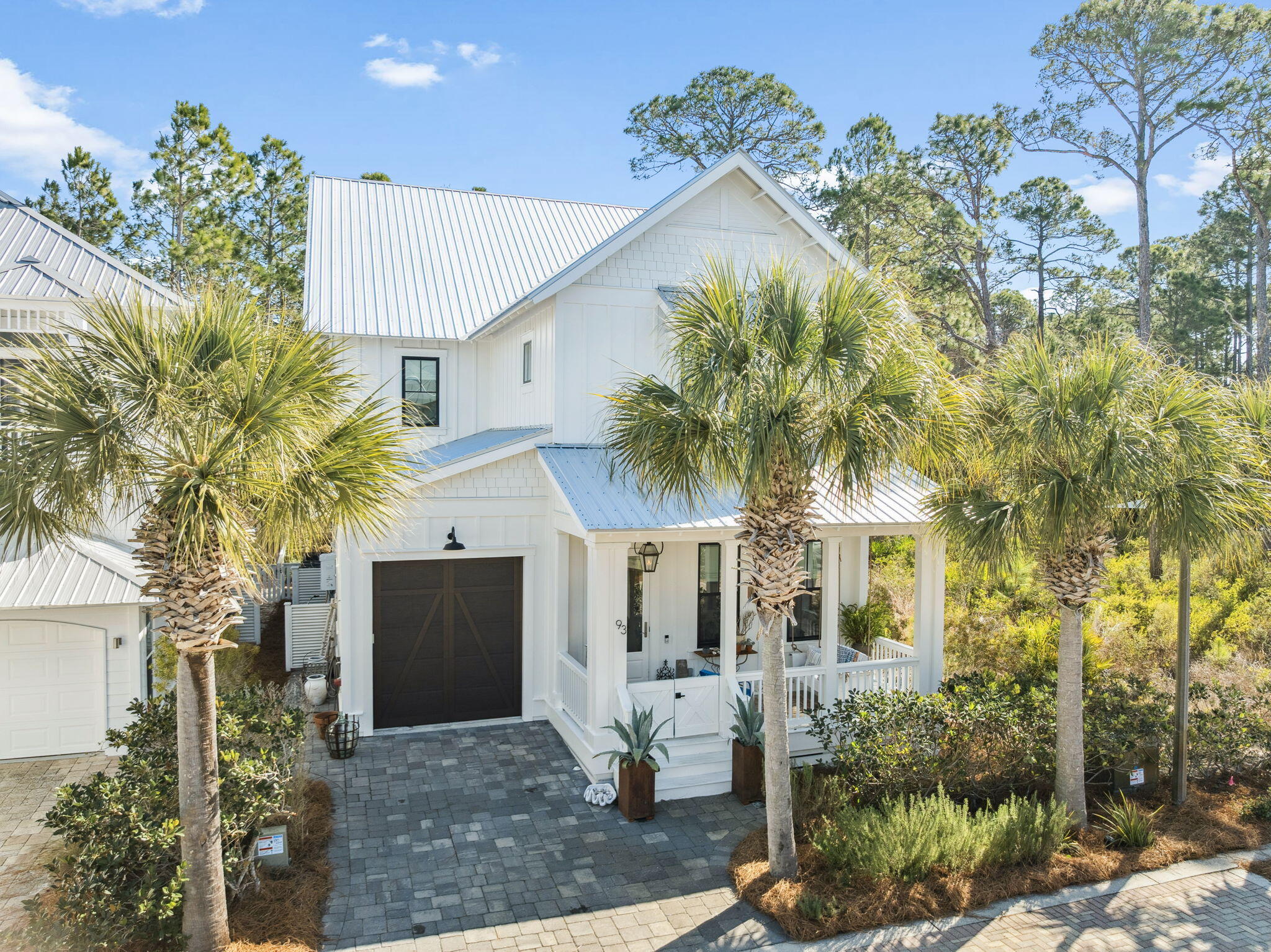 COTTAGES AT EASTERN LAKE - Residential