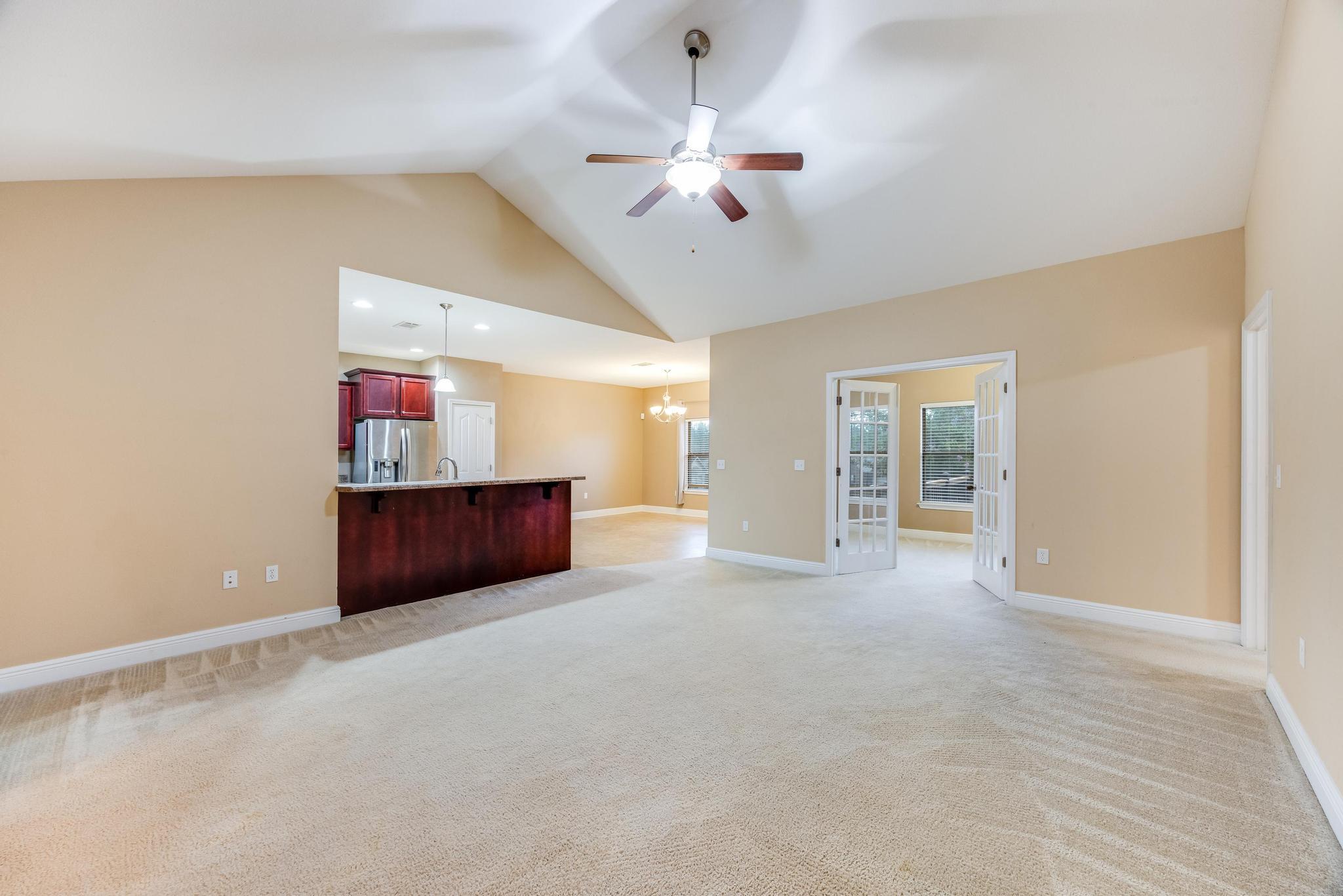 ROLLING RIDGE - Residential