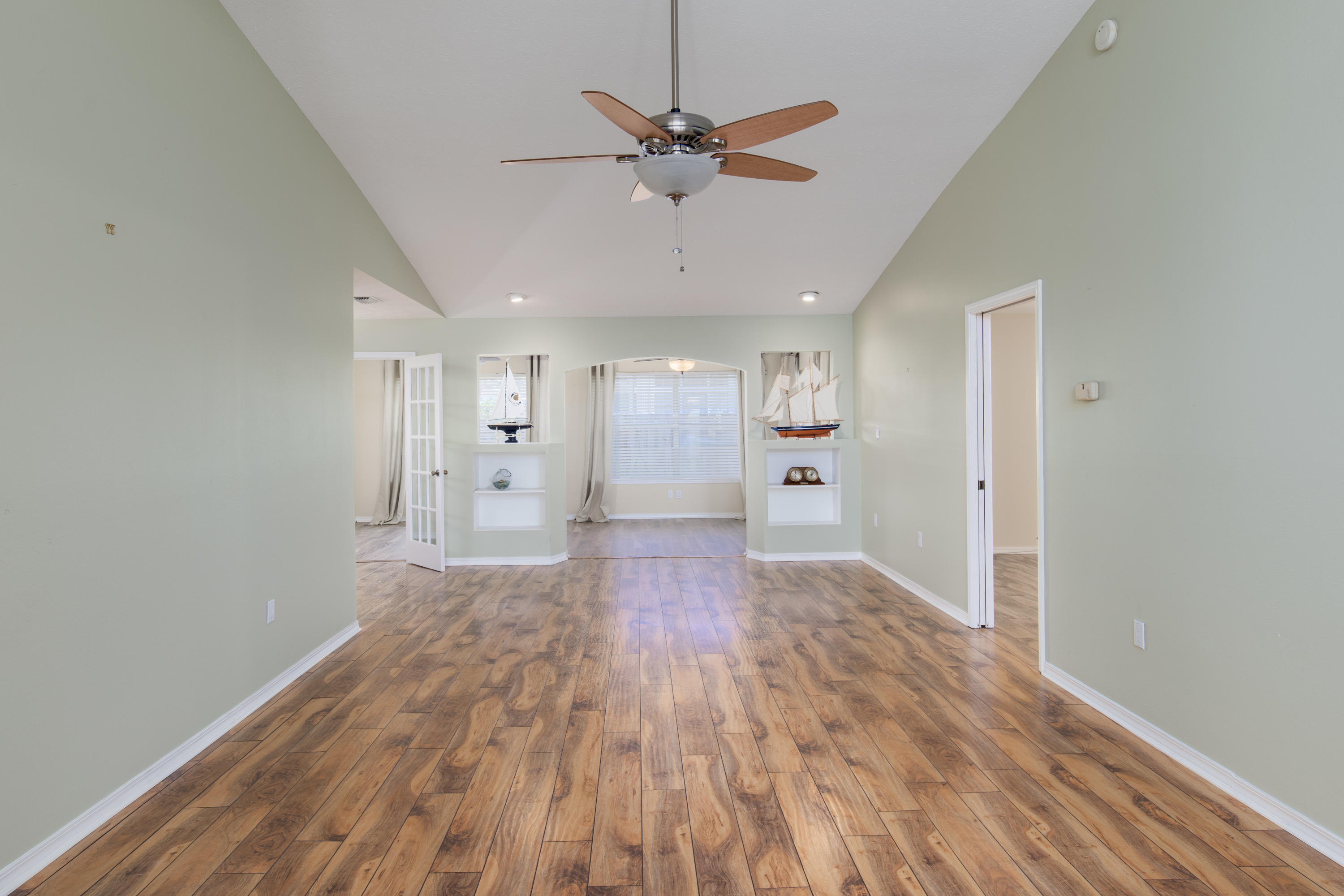 BAYSIDE - Residential
