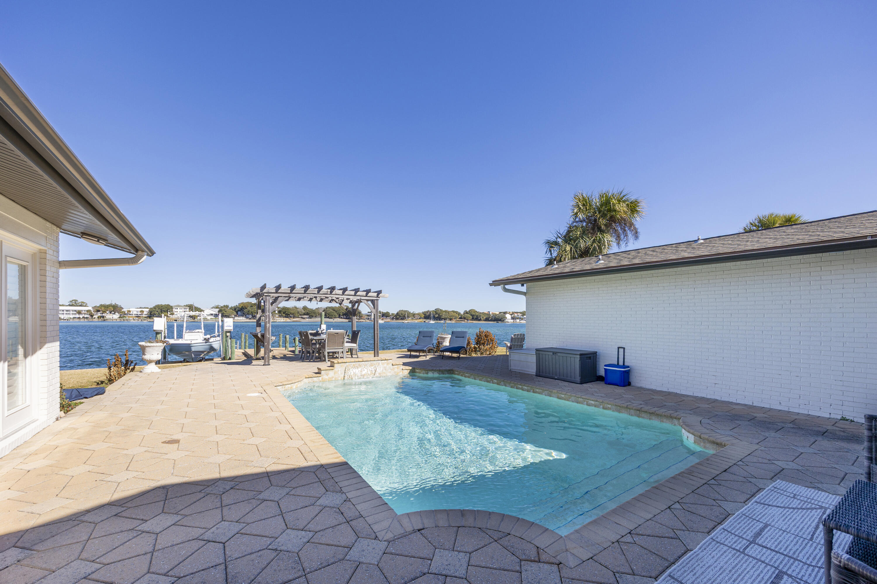 SANTA ROSA ISLAND - Residential