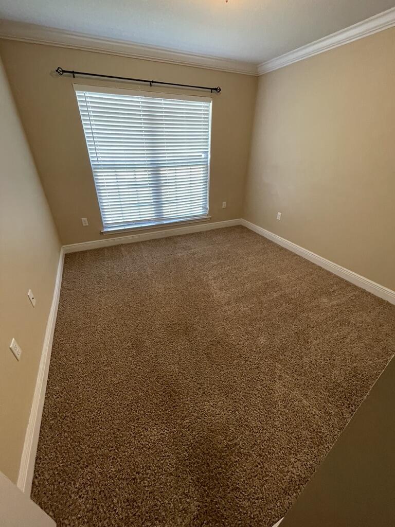 DUGGAN POND ESTATES - Residential Lease