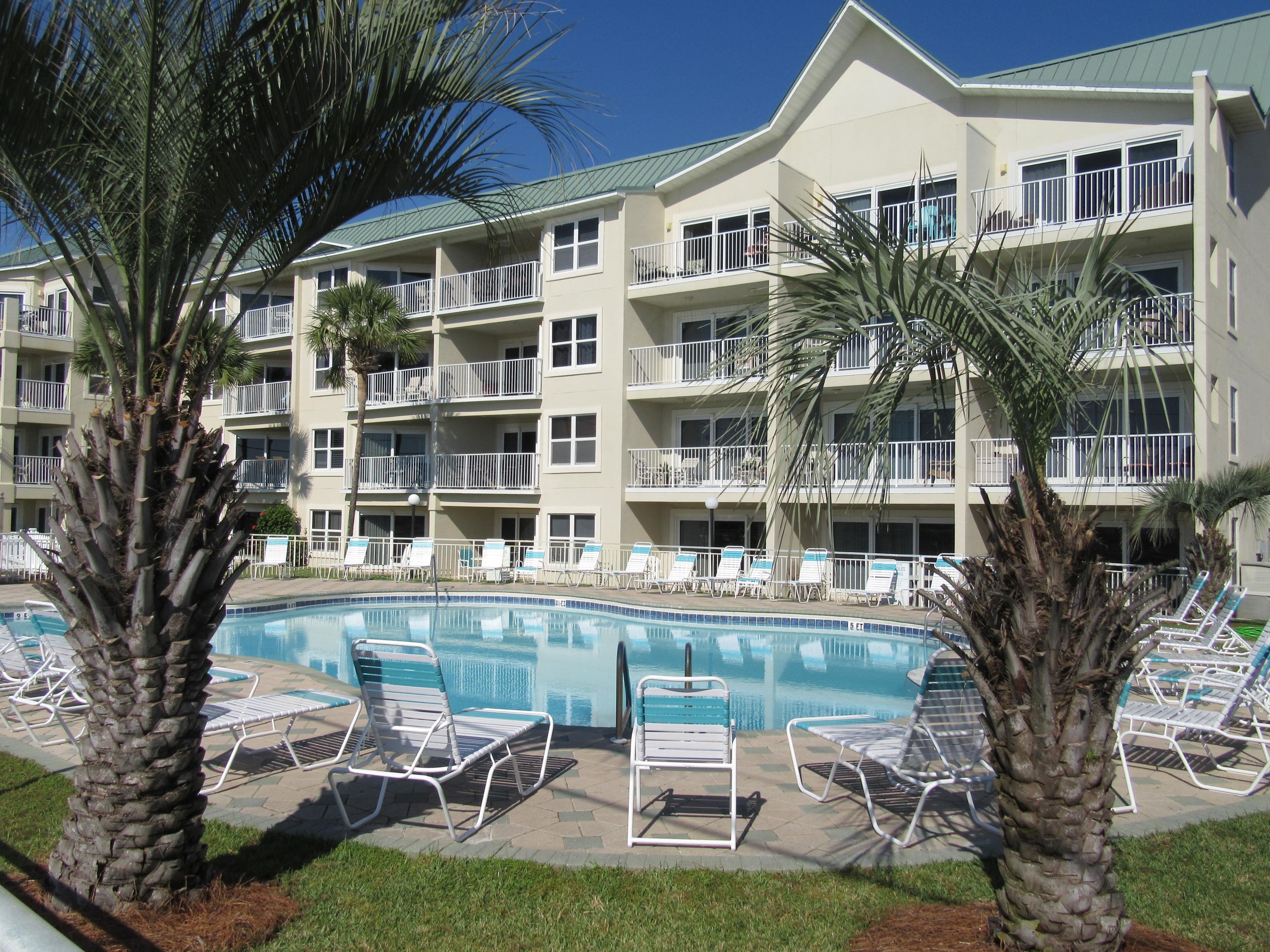 MARAVILLA CONDO 3 - Residential