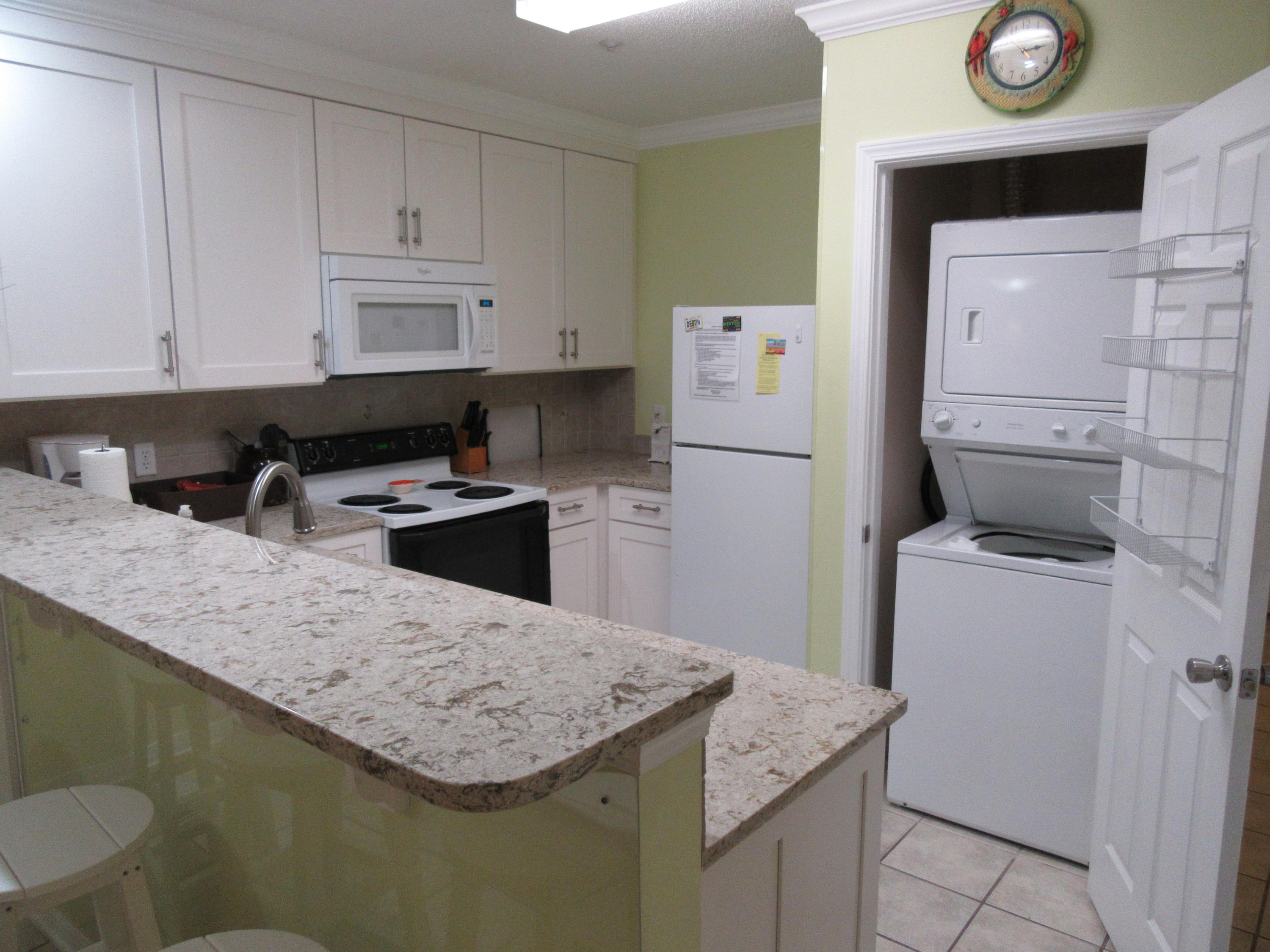 MARAVILLA CONDO 3 - Residential