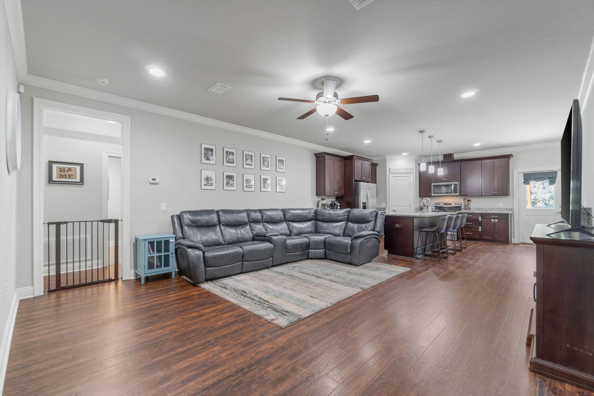 NAVARRE S/D 2ND ADDN - Residential