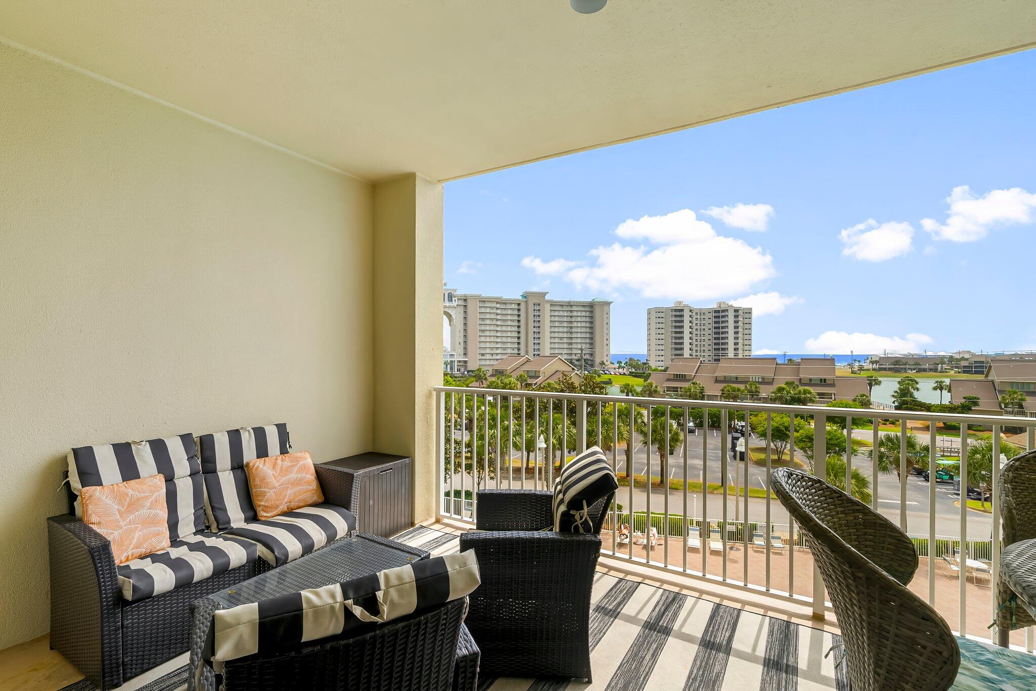 ARIEL DUNES II - Residential