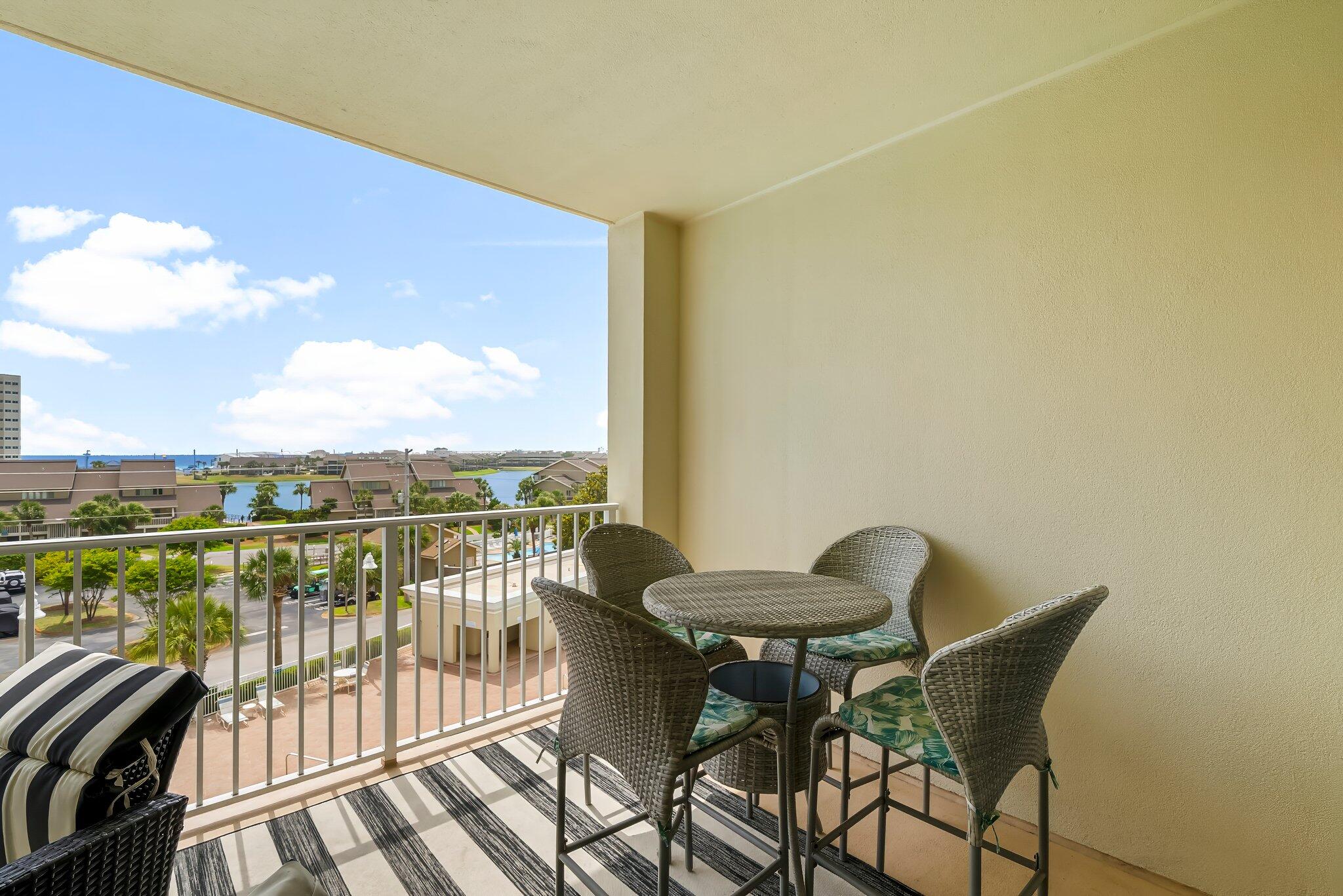 ARIEL DUNES II - Residential