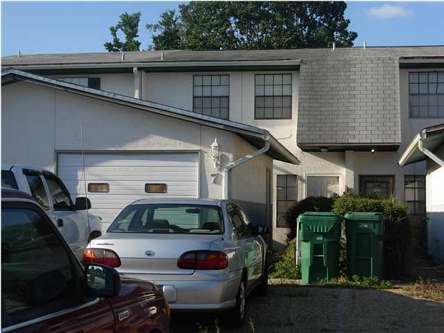 PORT DIXIE - Residential Lease