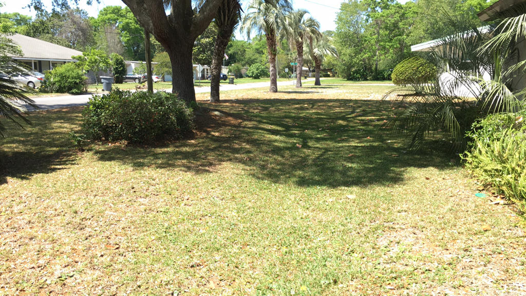 ELLIOTTS POINT 9TH ADDN - Residential Lease