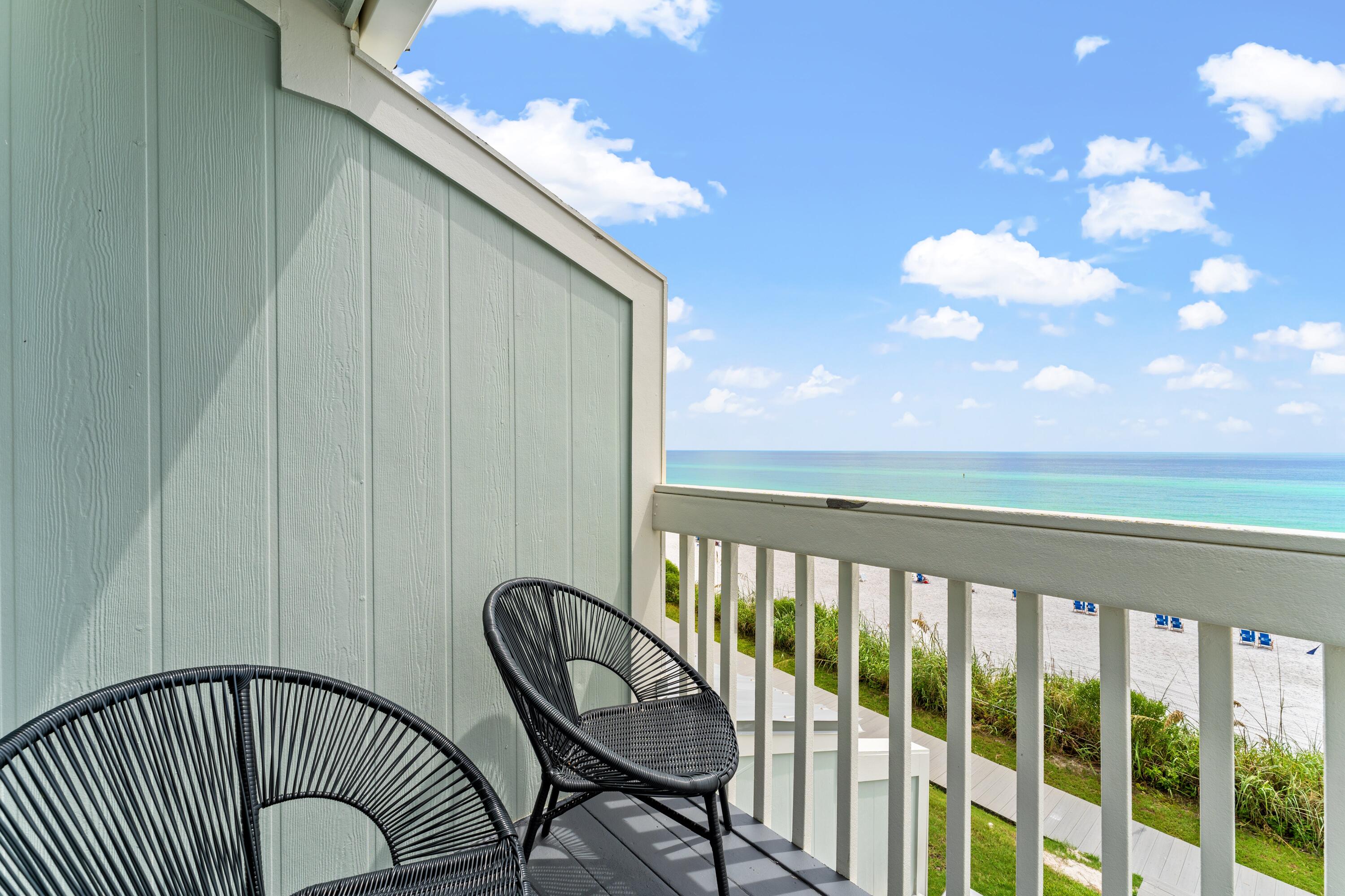 SEA CLIFFS T/H PH 1 - Residential