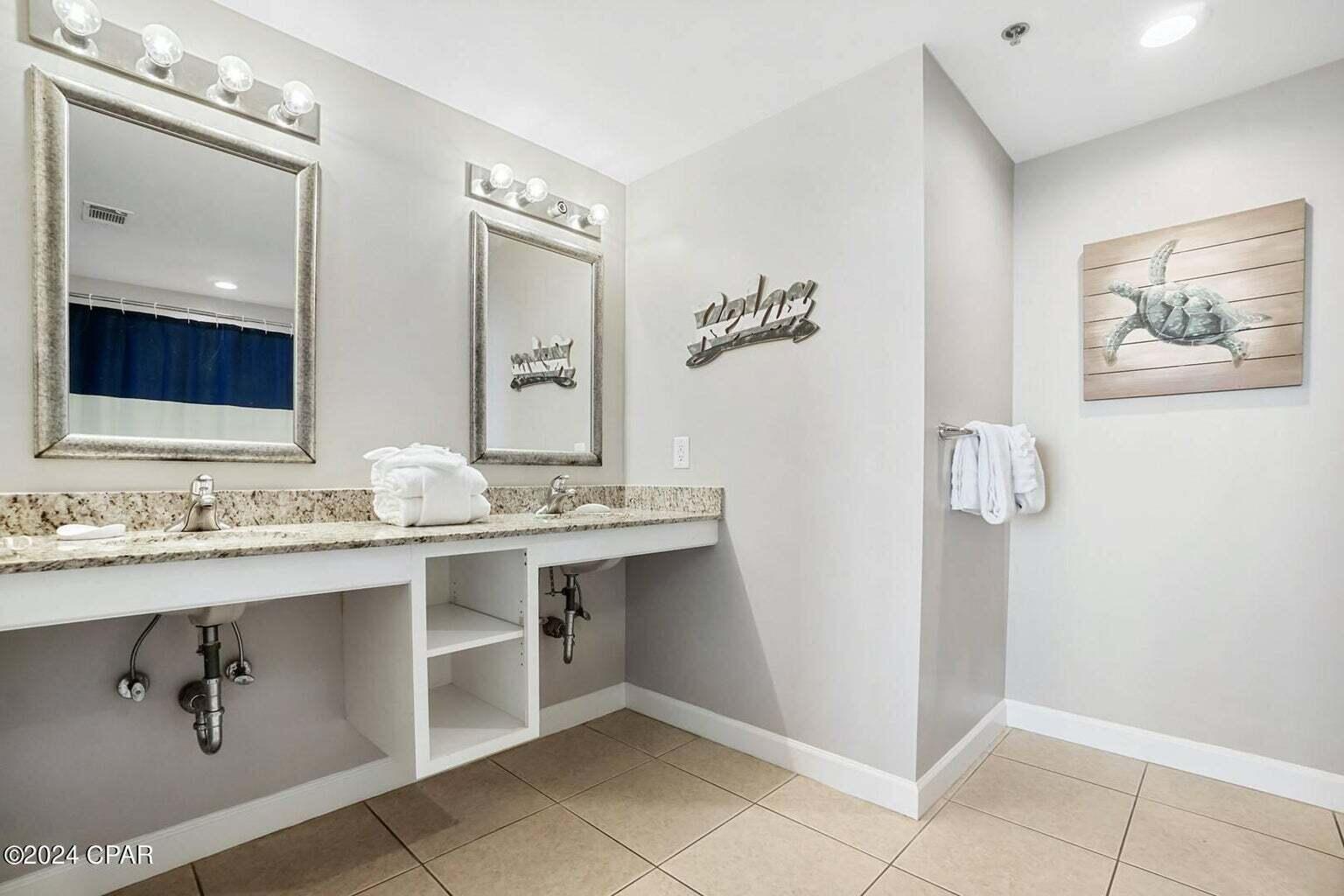 Splash Condo - Residential