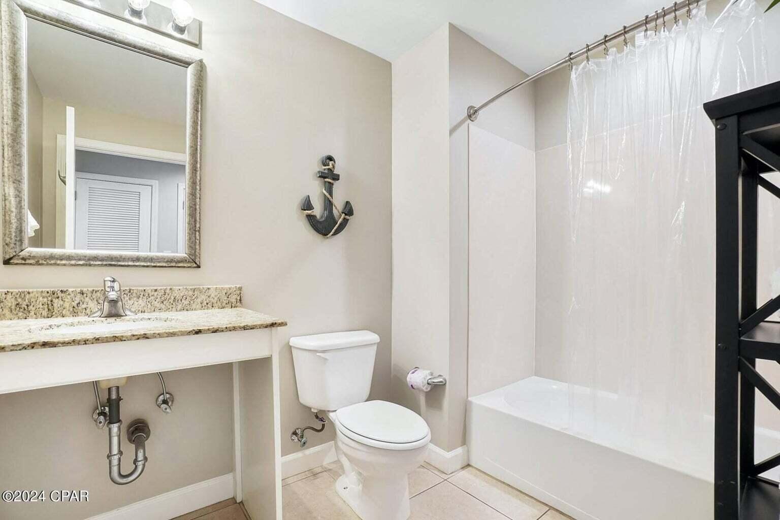 Splash Condo - Residential