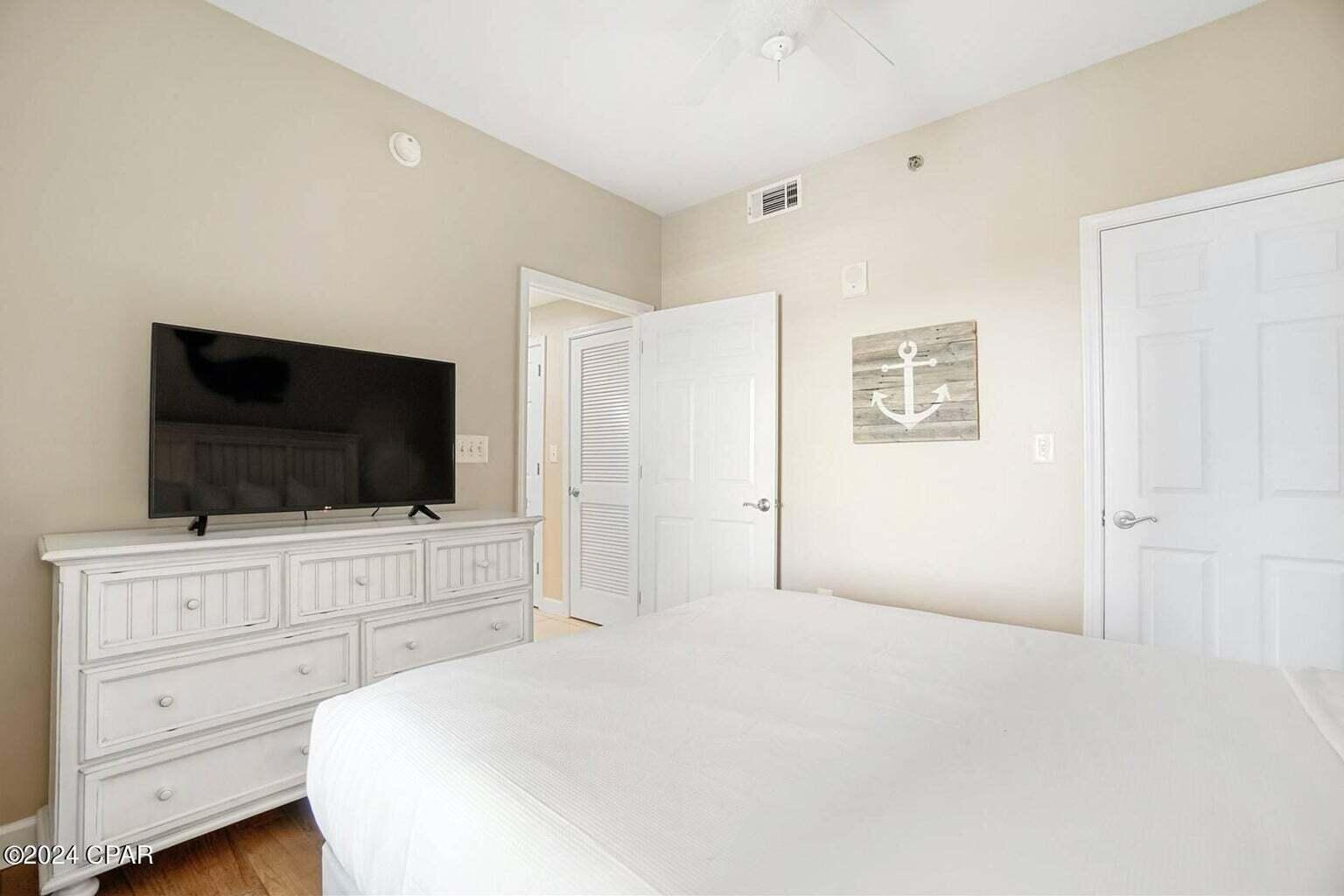 Splash Condo - Residential