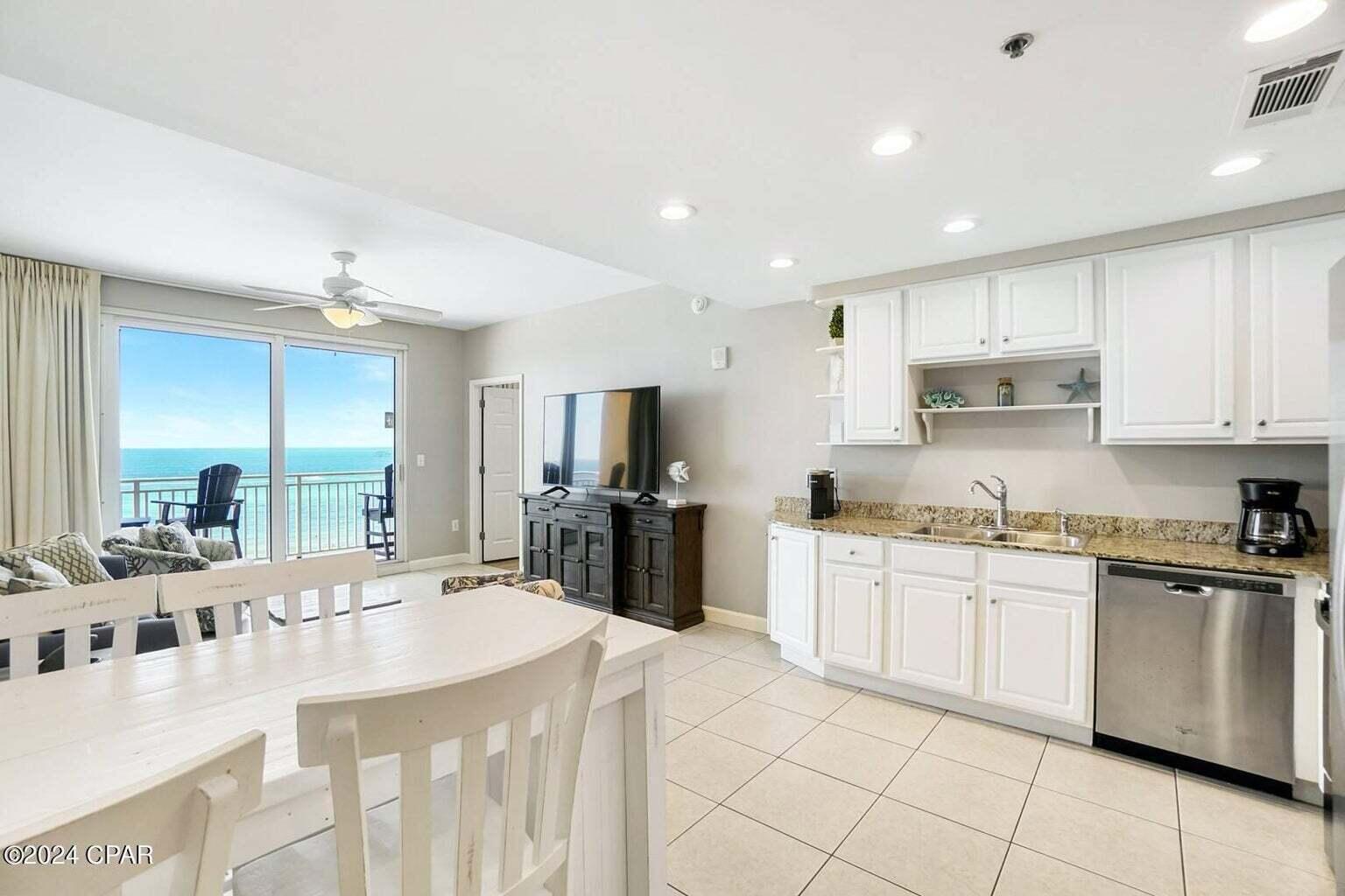 Splash Condo - Residential