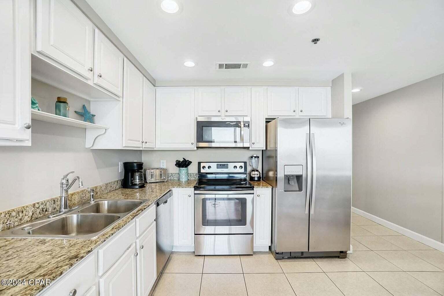Splash Condo - Residential