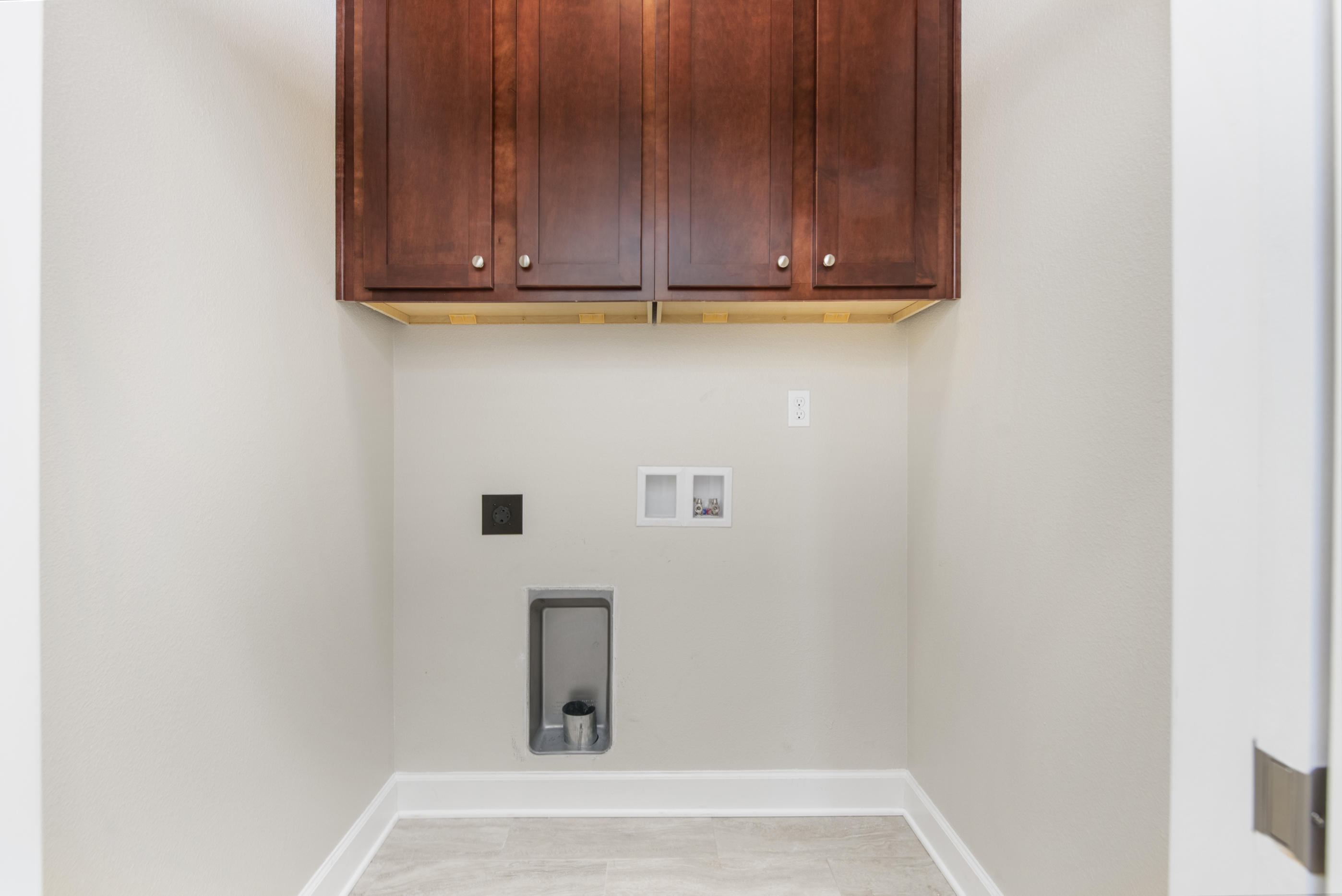 MOSSY OAKS - Residential