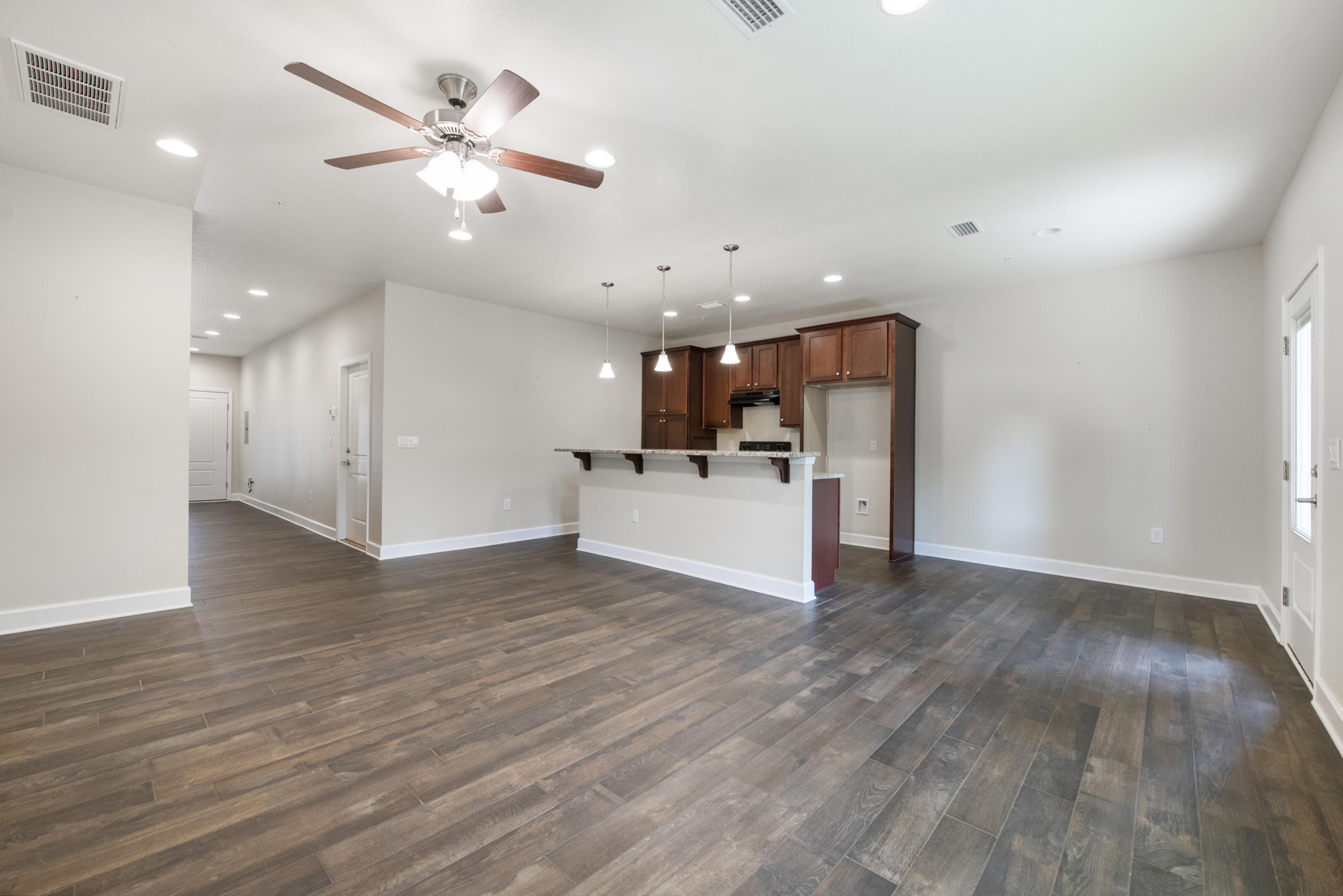 MOSSY OAKS - Residential