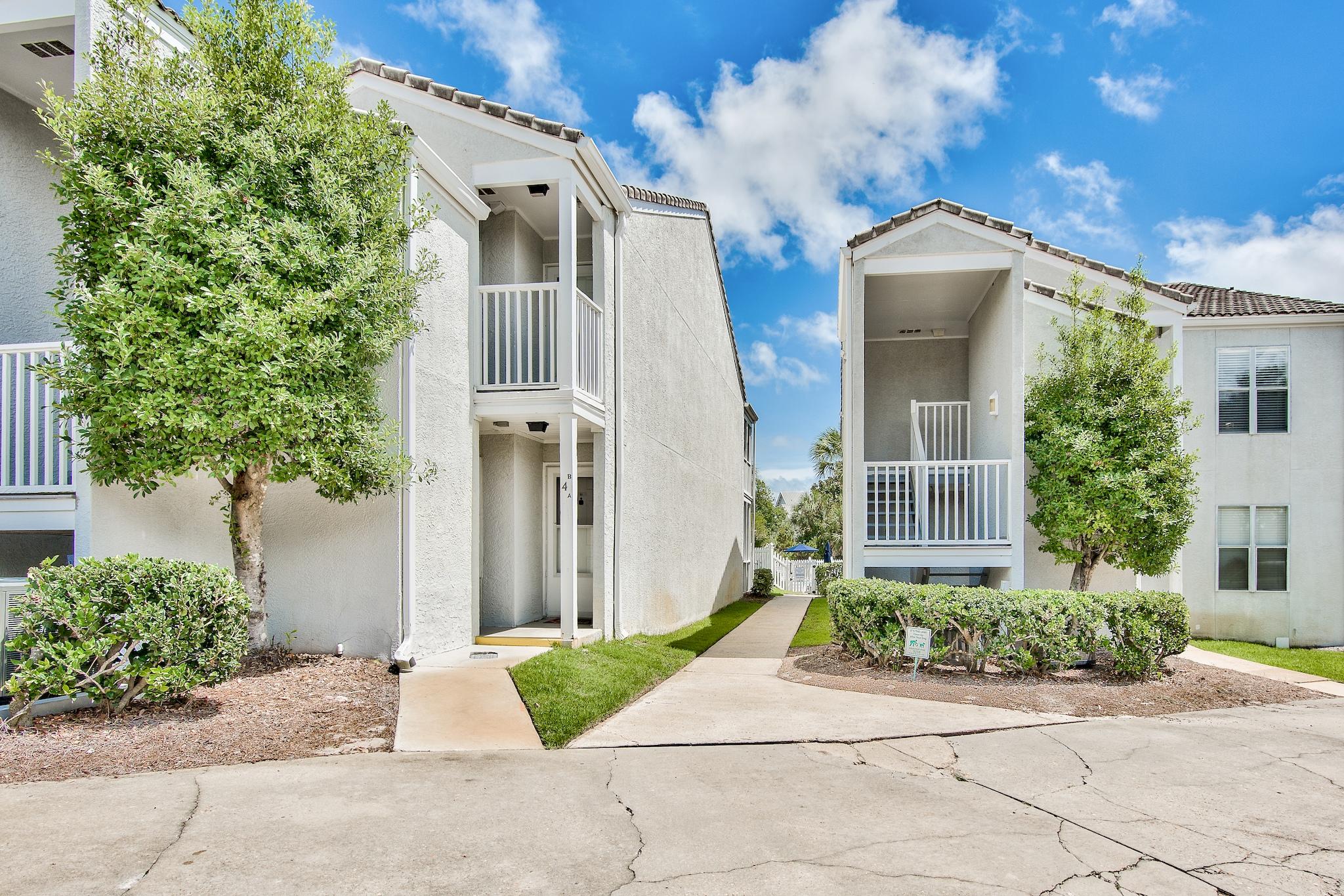 PALMS NORTH CONDO - Residential