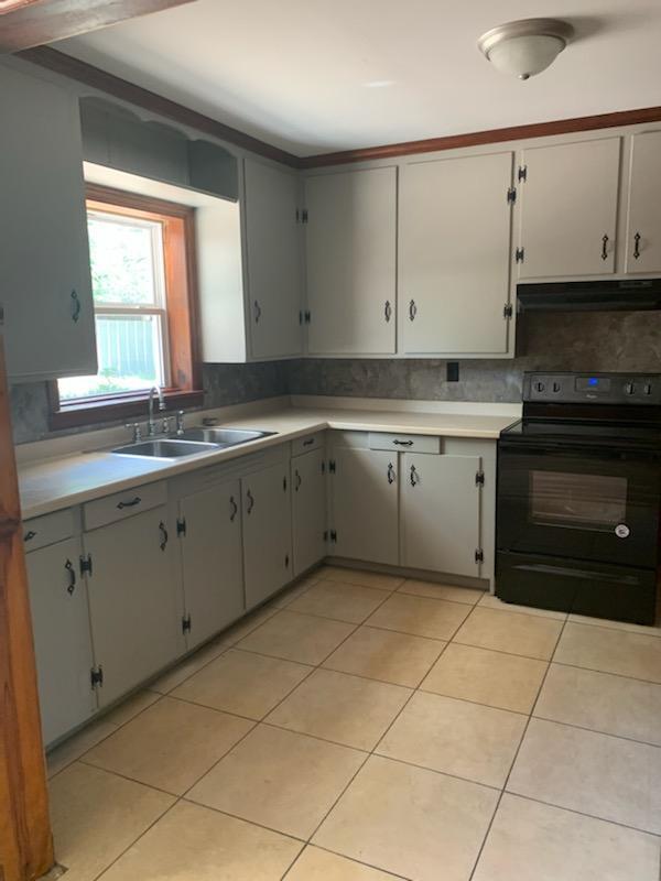 METES & BOUNDS - Residential Lease