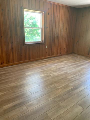 METES & BOUNDS - Residential Lease