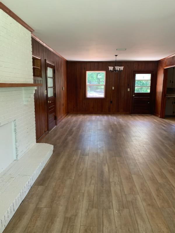 METES & BOUNDS - Residential Lease