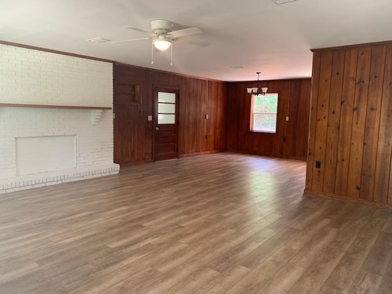 METES & BOUNDS - Residential Lease
