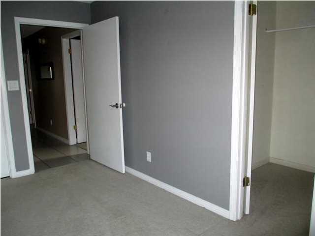 CHATEAU PRES DE LA MER - Residential Lease