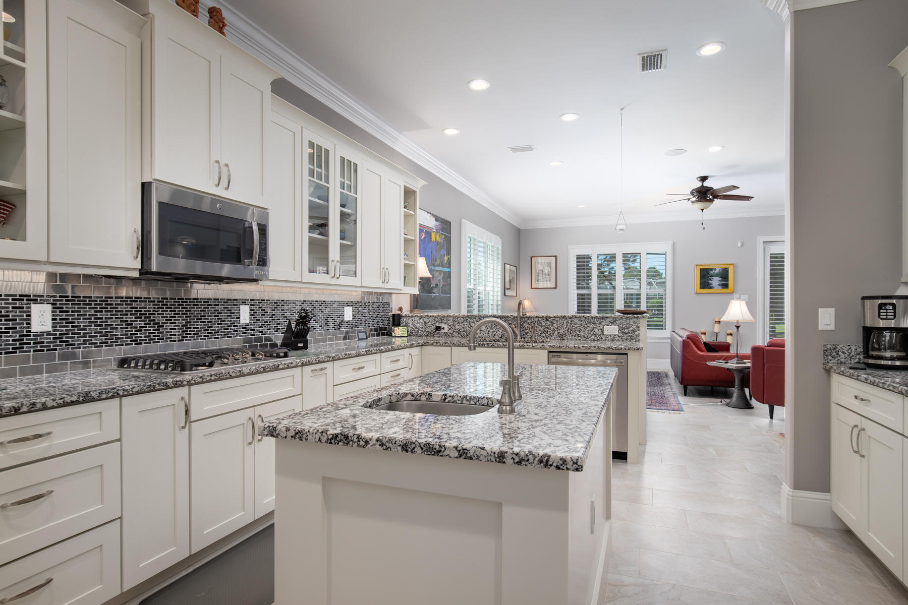 EMERALD BAY PH 1A - Residential