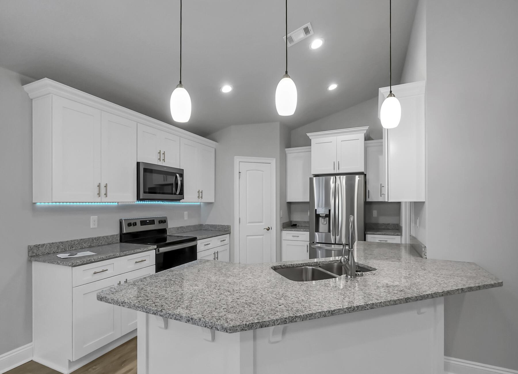 METES & BOUNDS - Residential Lease