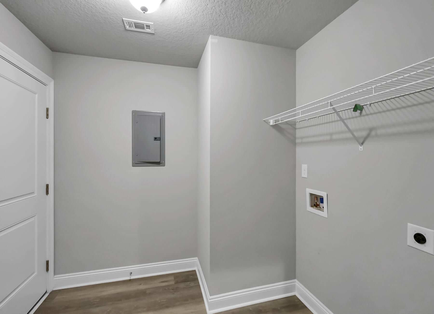 METES & BOUNDS - Residential Lease