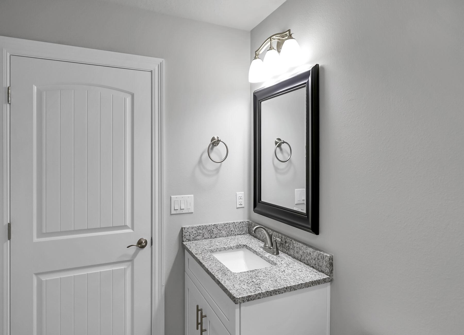 METES & BOUNDS - Residential Lease