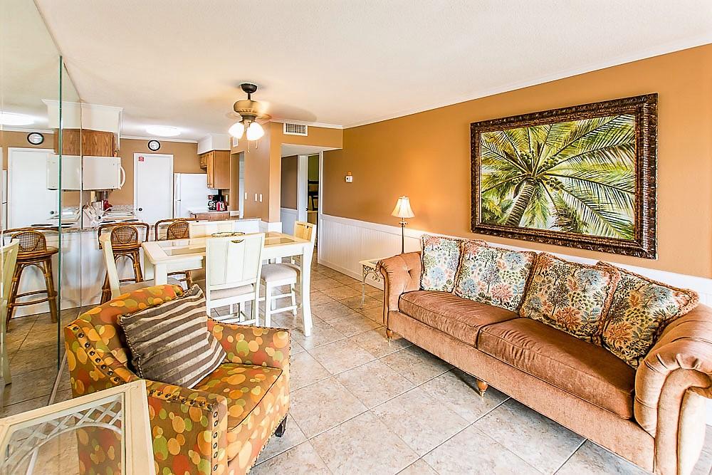 TRADEWIND CONDOS - Residential