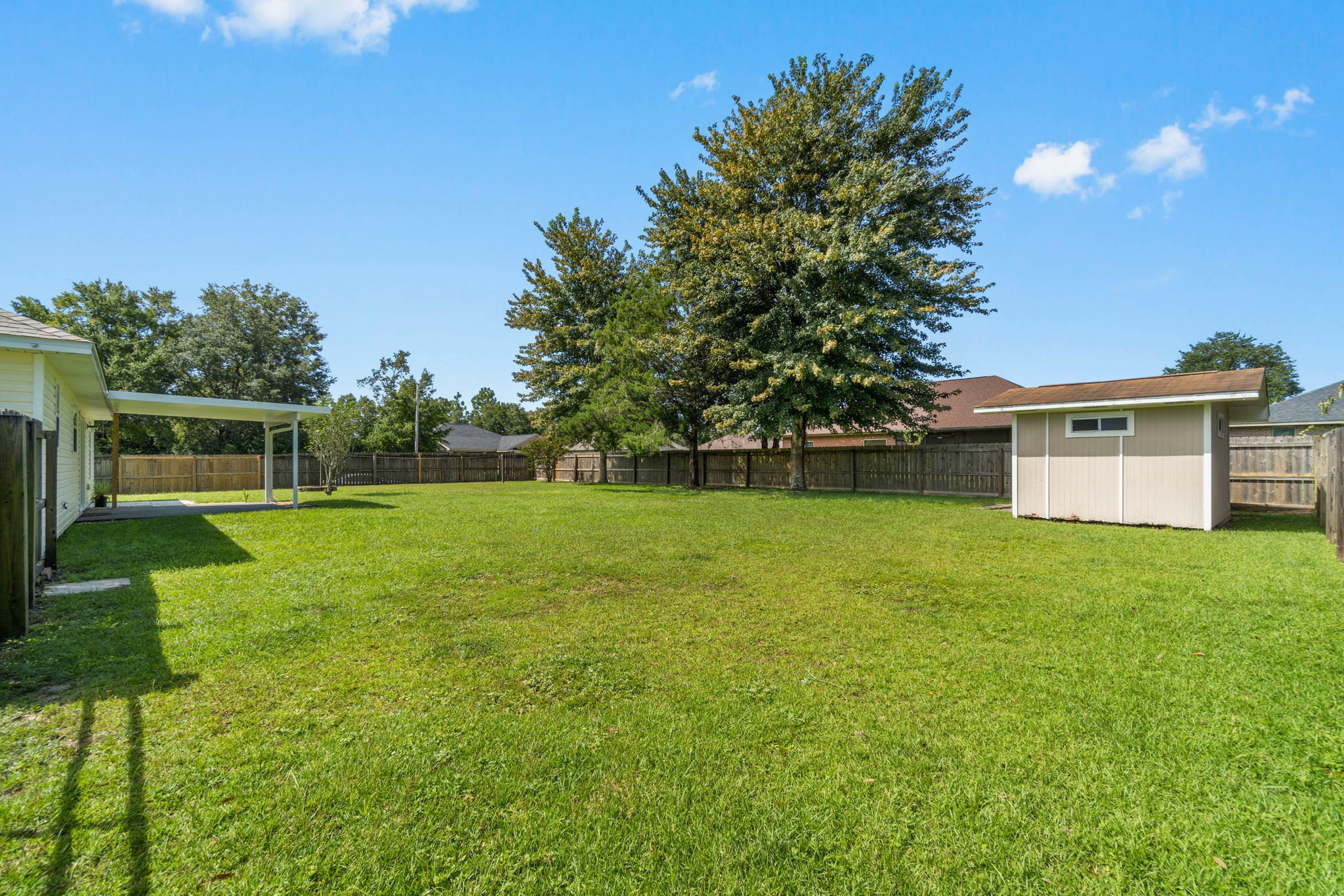 PLANTATION WOODS - Residential