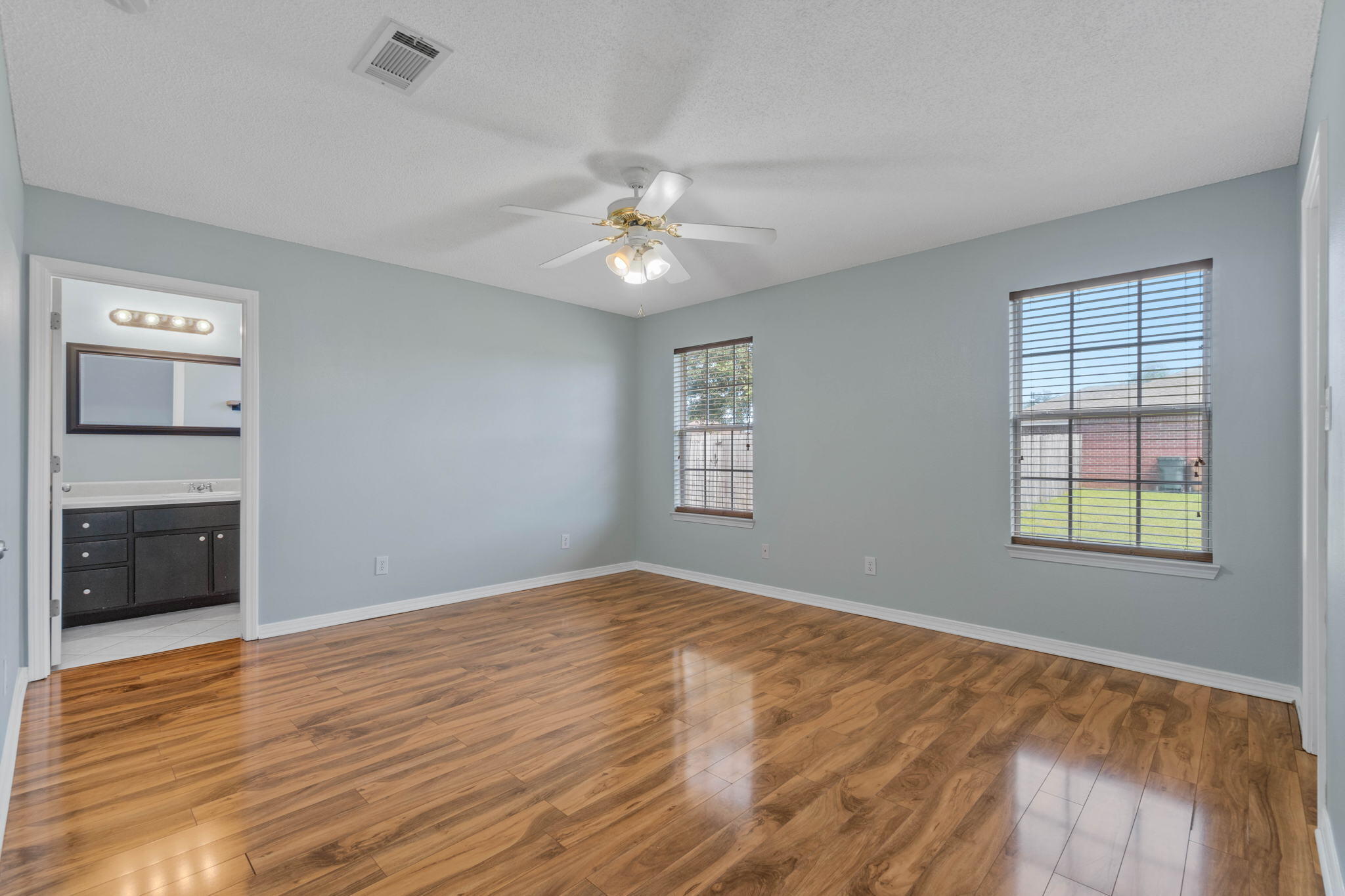PLANTATION WOODS - Residential