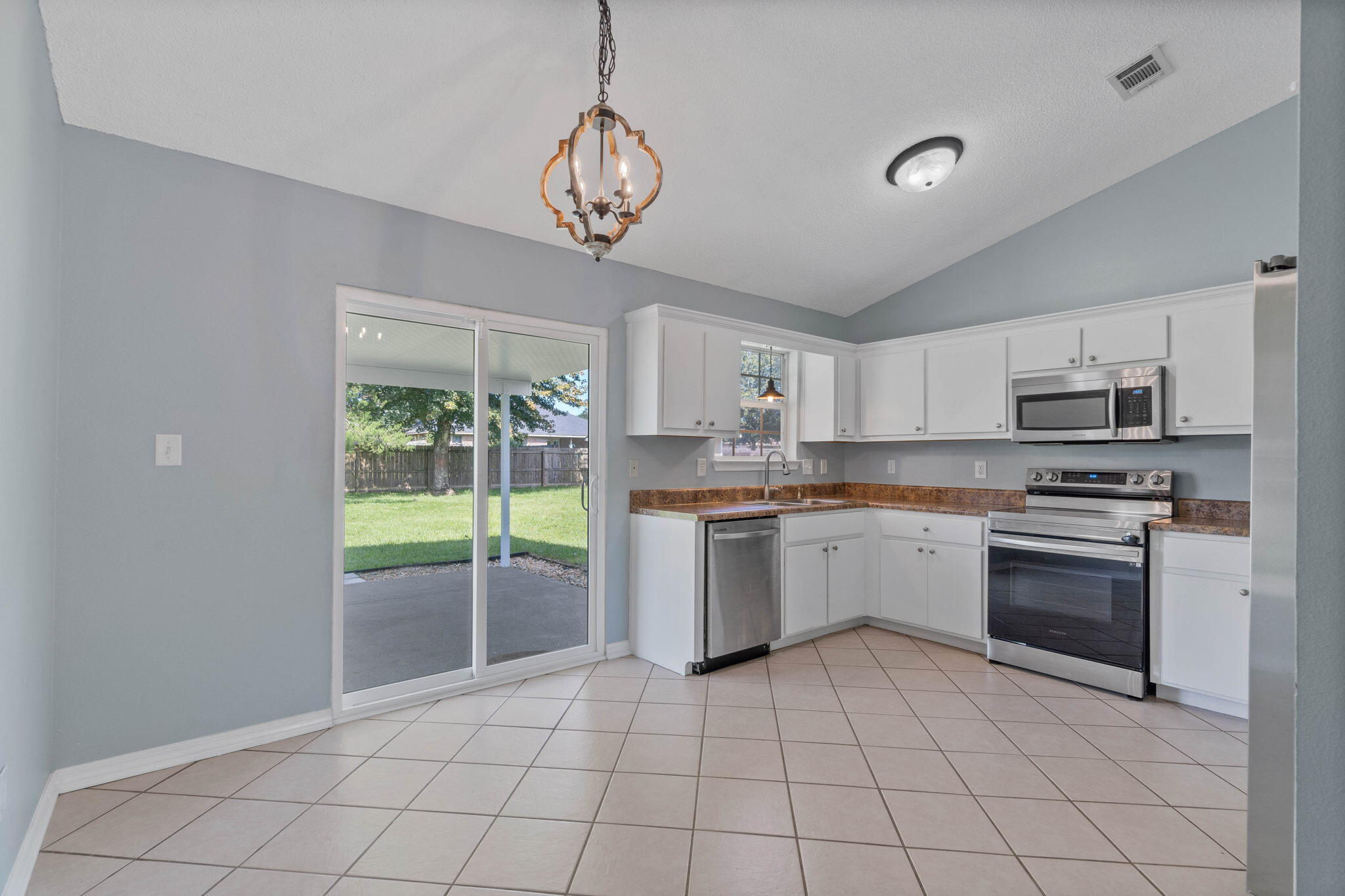 PLANTATION WOODS - Residential