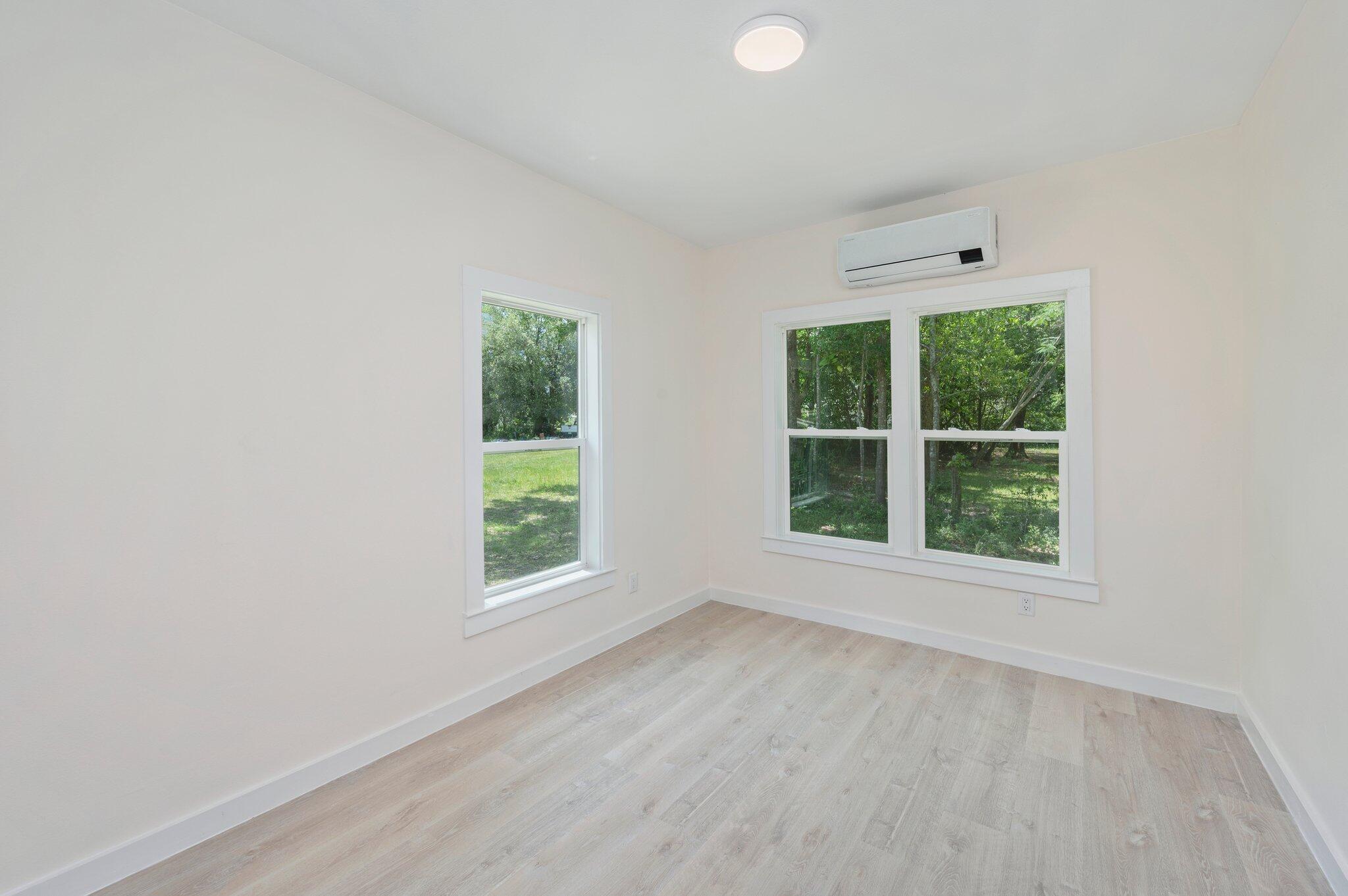 TOWN OF DEFUNIAK SPRINGS - Residential Lease