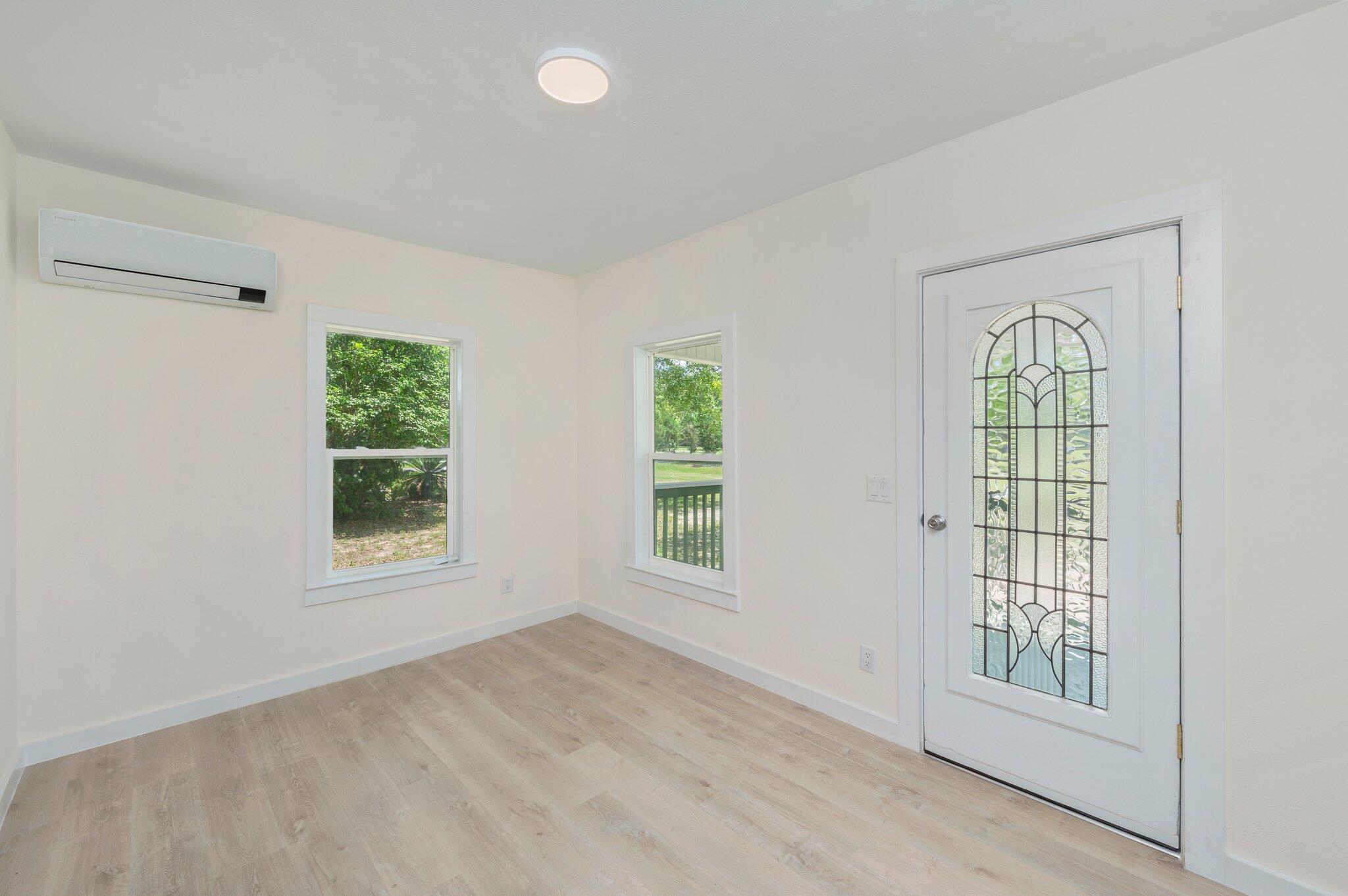 TOWN OF DEFUNIAK SPRINGS - Residential Lease