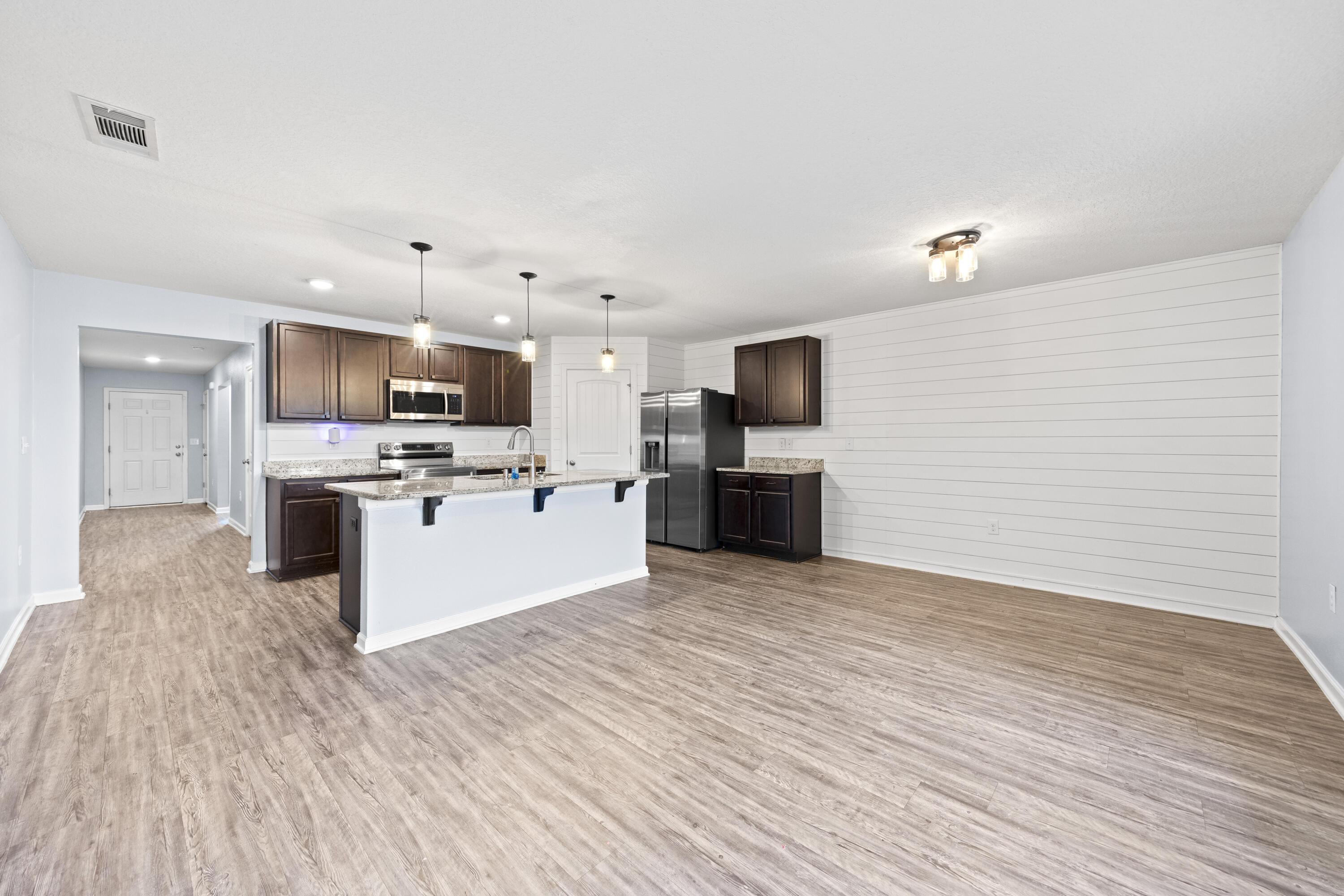 Redstone Commons - Residential Lease