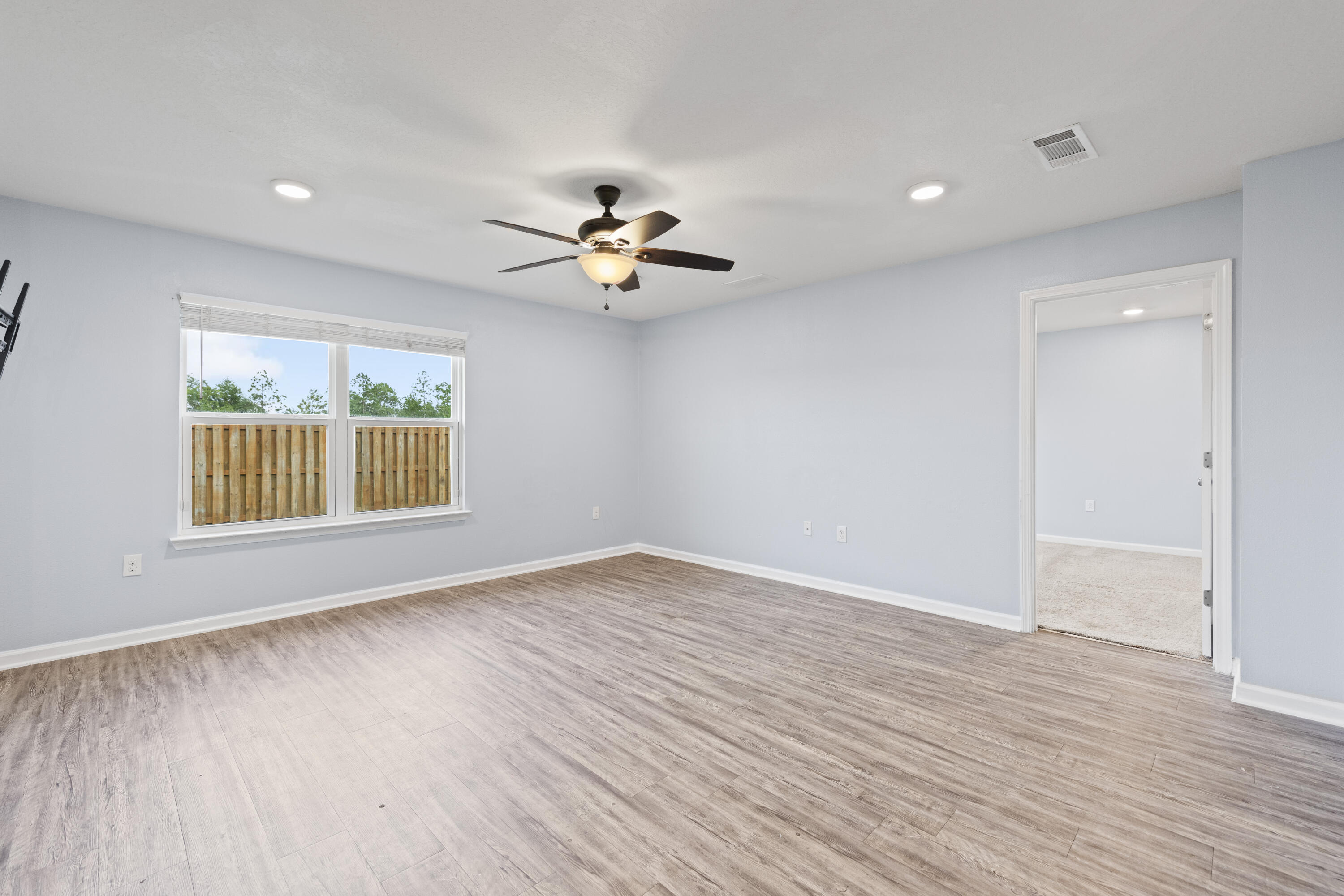 Redstone Commons - Residential Lease