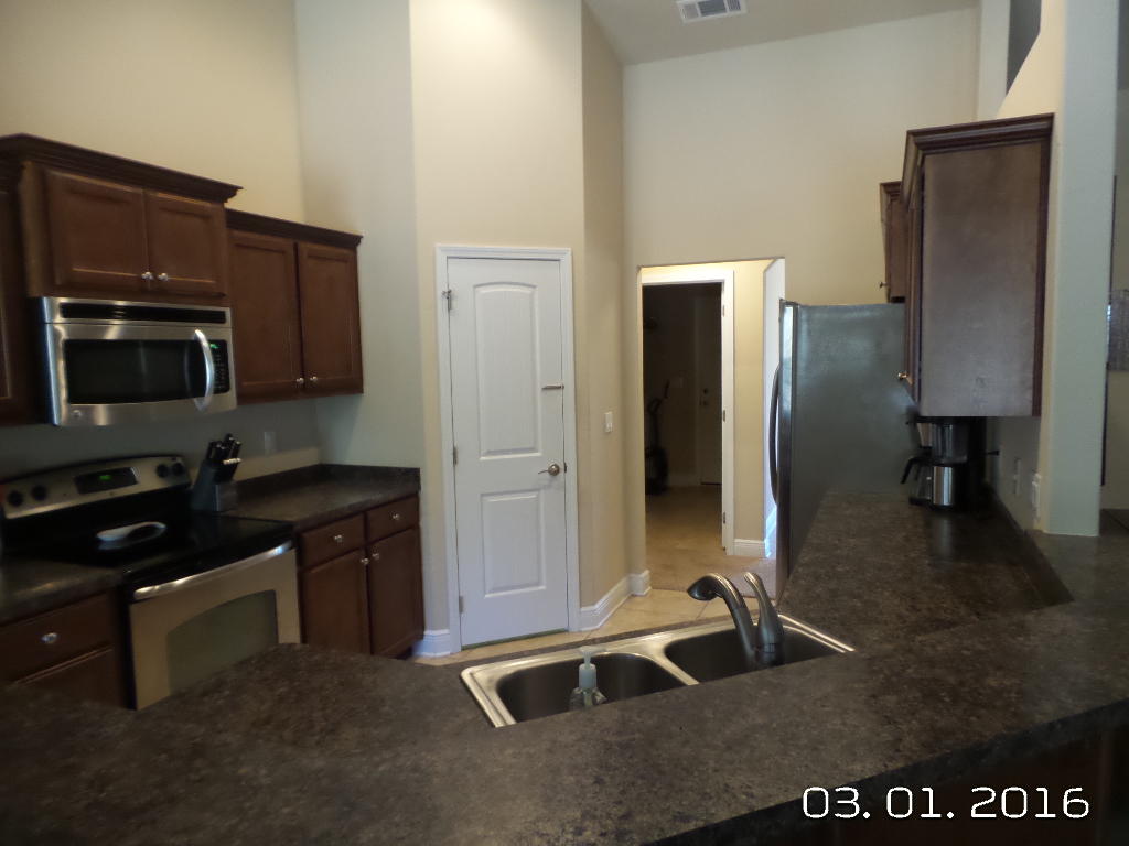SILVER CREEK ESTATES - Residential Lease
