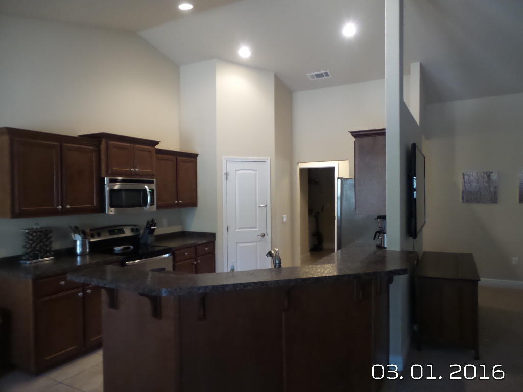 SILVER CREEK ESTATES - Residential Lease