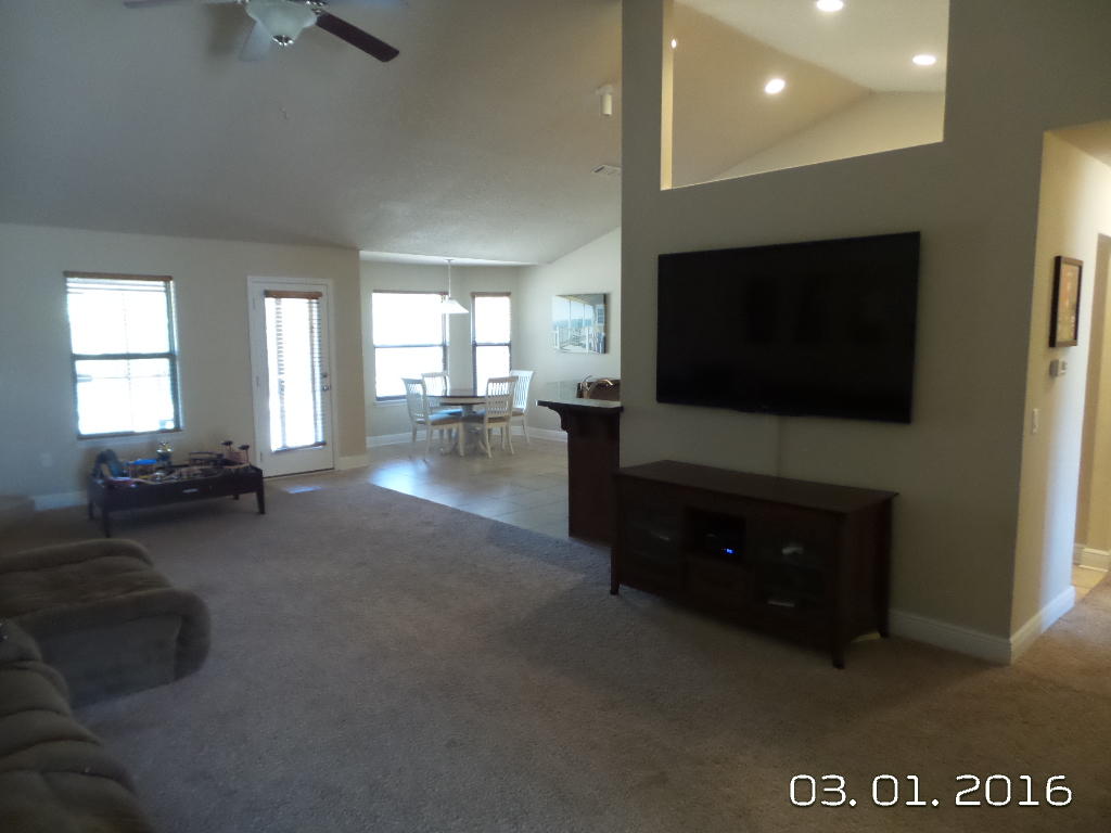 SILVER CREEK ESTATES - Residential Lease