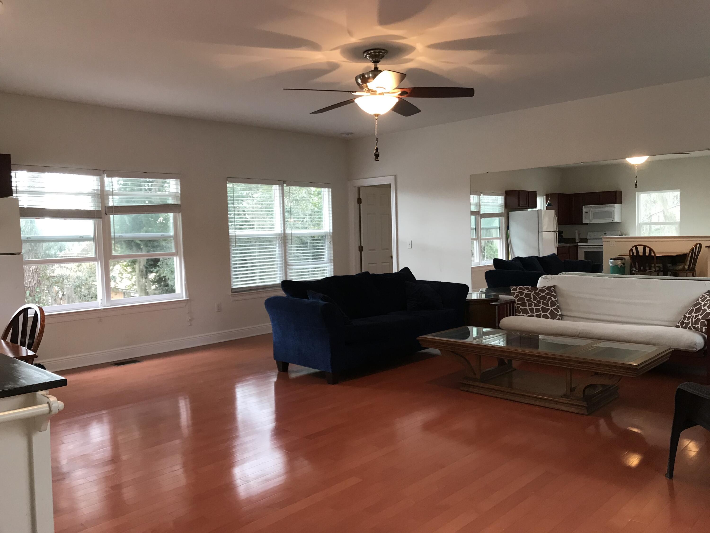 COLONY ESTATES - Residential Lease