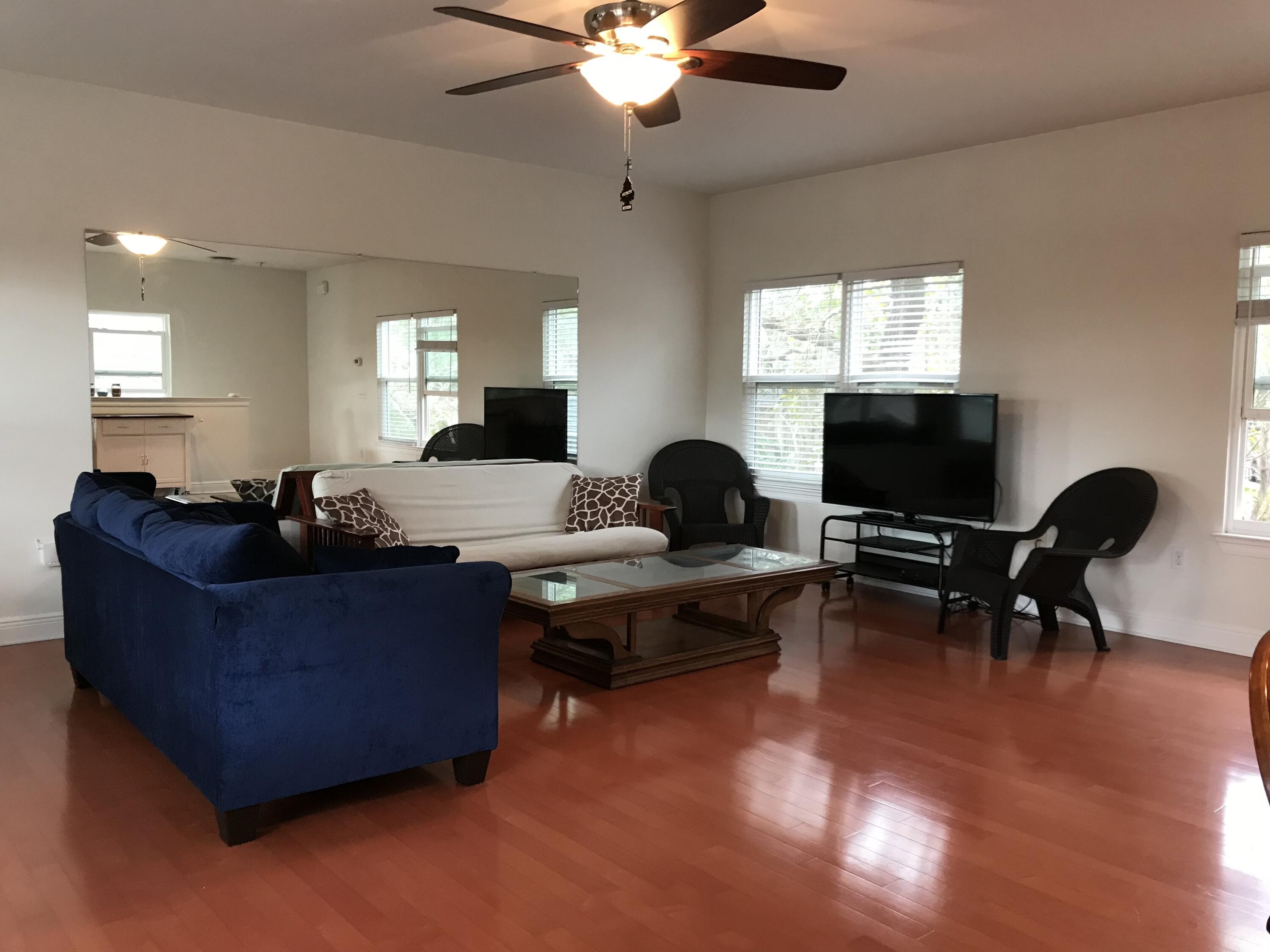 COLONY ESTATES - Residential Lease