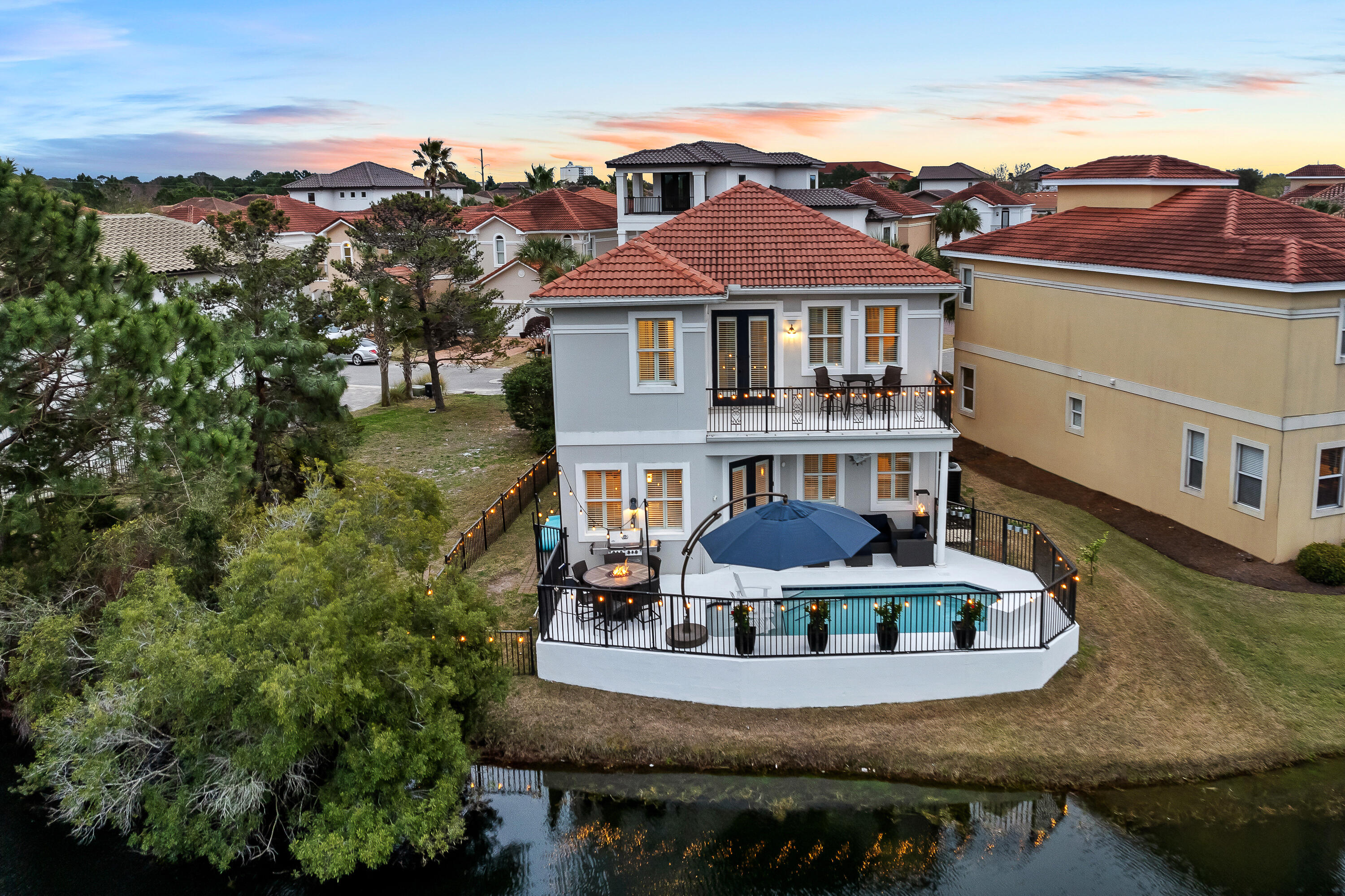 CALUSA BAY S/D - Residential