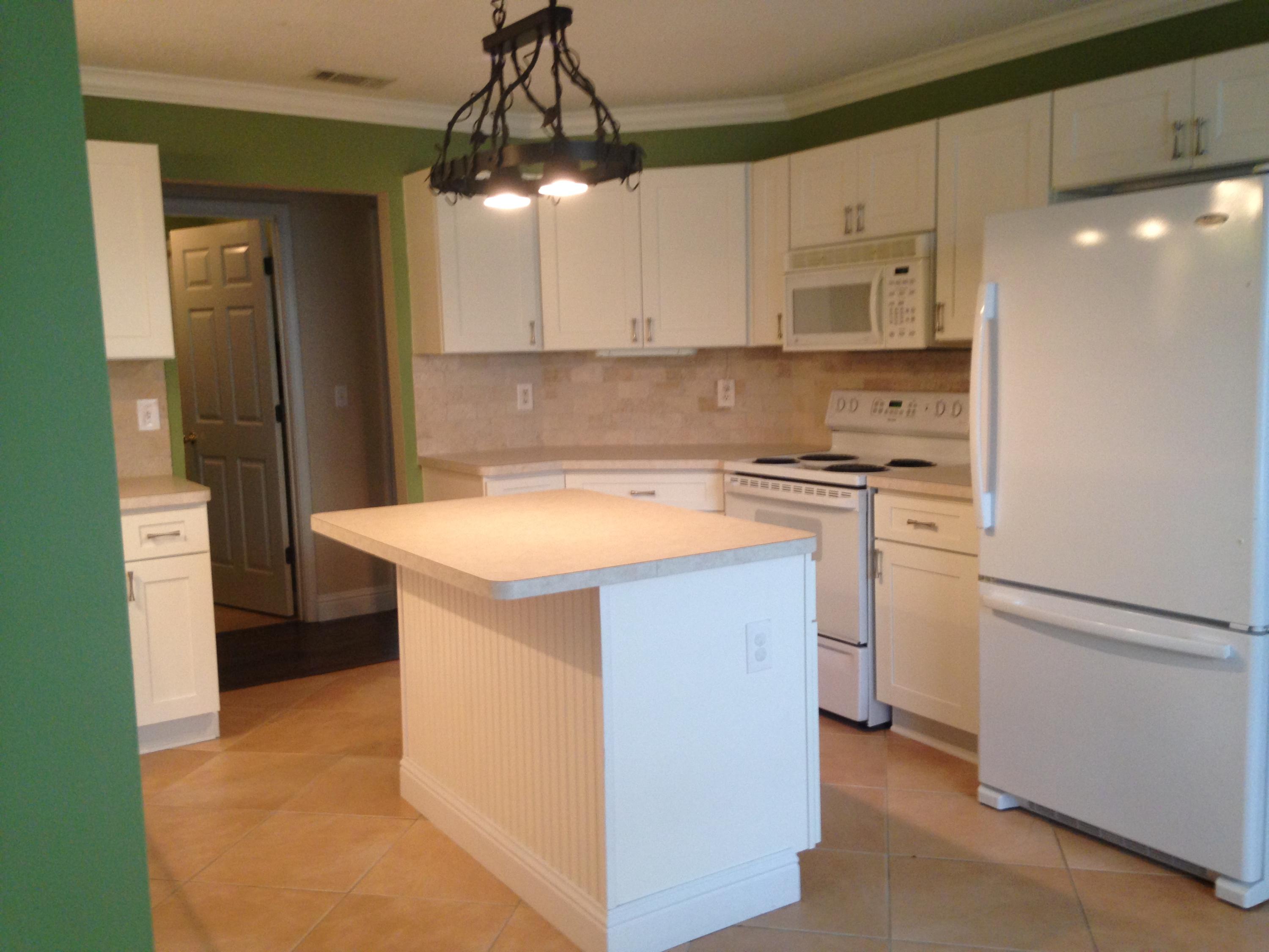 SAILBOAT COVE S/D - Residential Lease